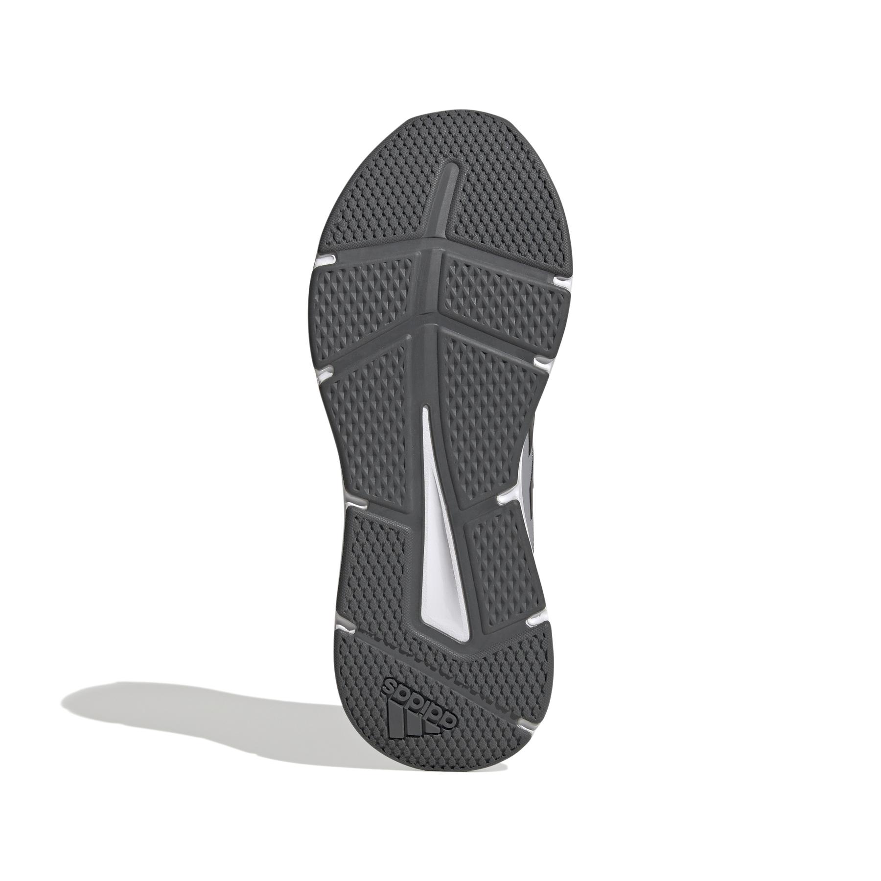 product/a/d/adidas_gw4140_4_footwear_photography_bottom_view_white_000.jpg