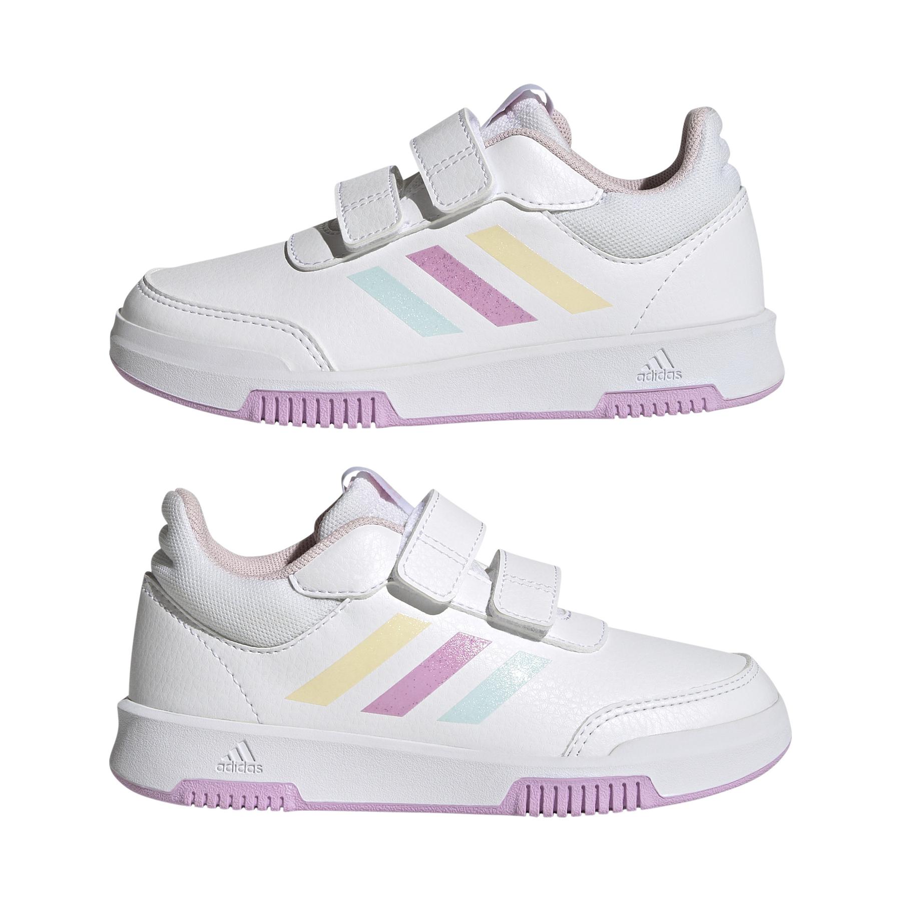 product/a/d/adidas_gw6453_10_footwear_photography_mirrored_pair_view_white_000.jpg