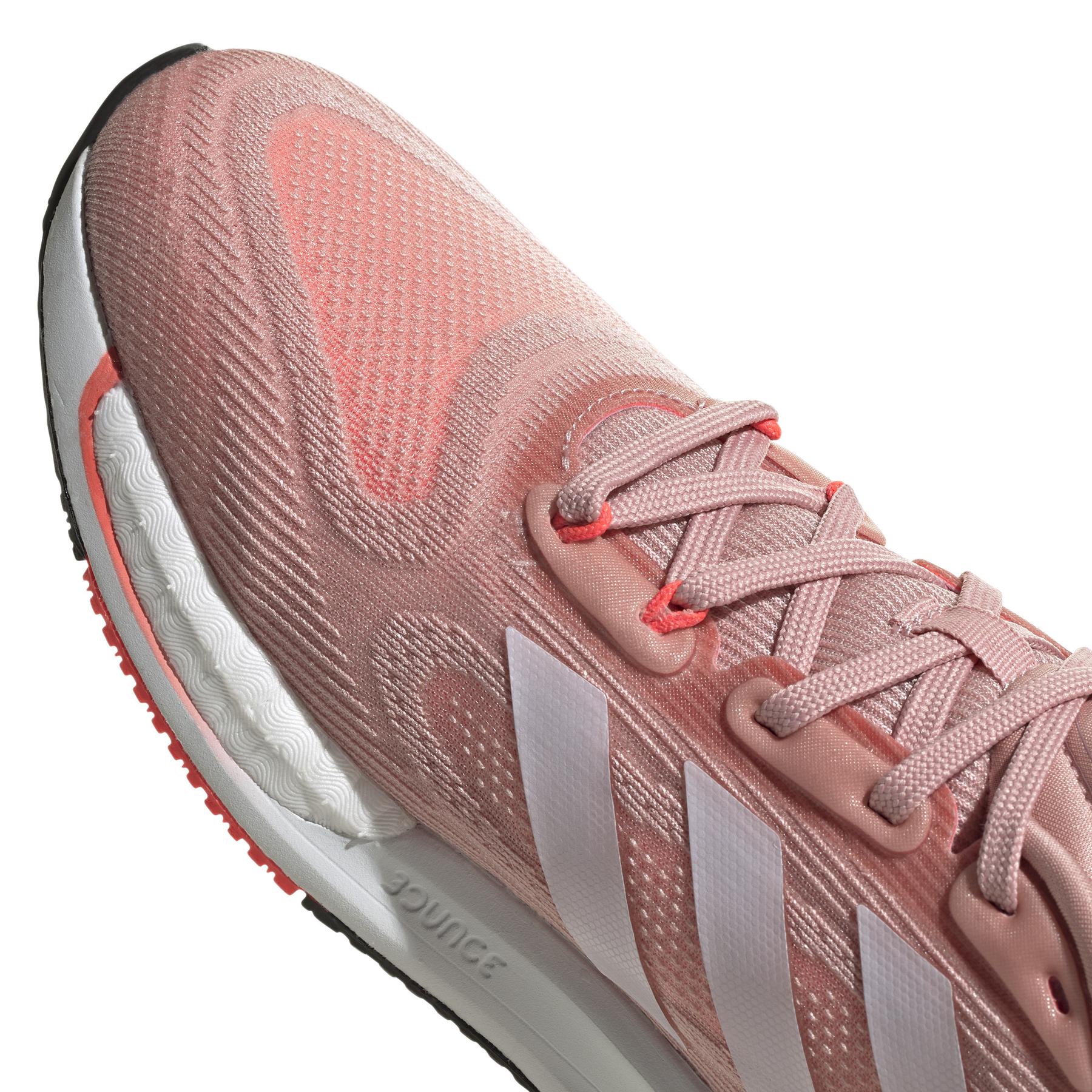 product/a/d/adidas_gx0536_8_footwear_photography_detail_view_1_white_000.jpg