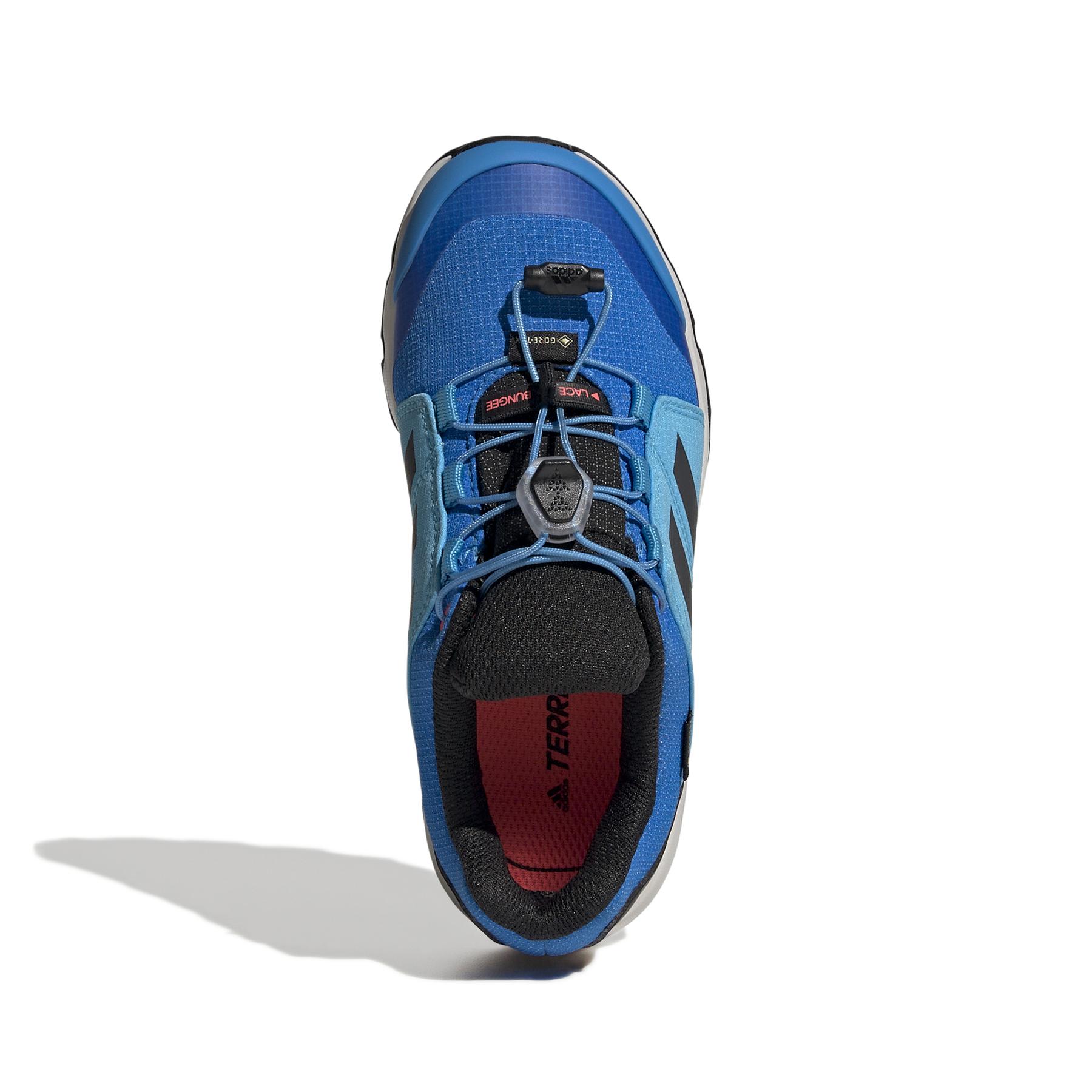 product/a/d/adidas_gy7660_3_footwear_photography_top_portrait_view_white_000.jpg