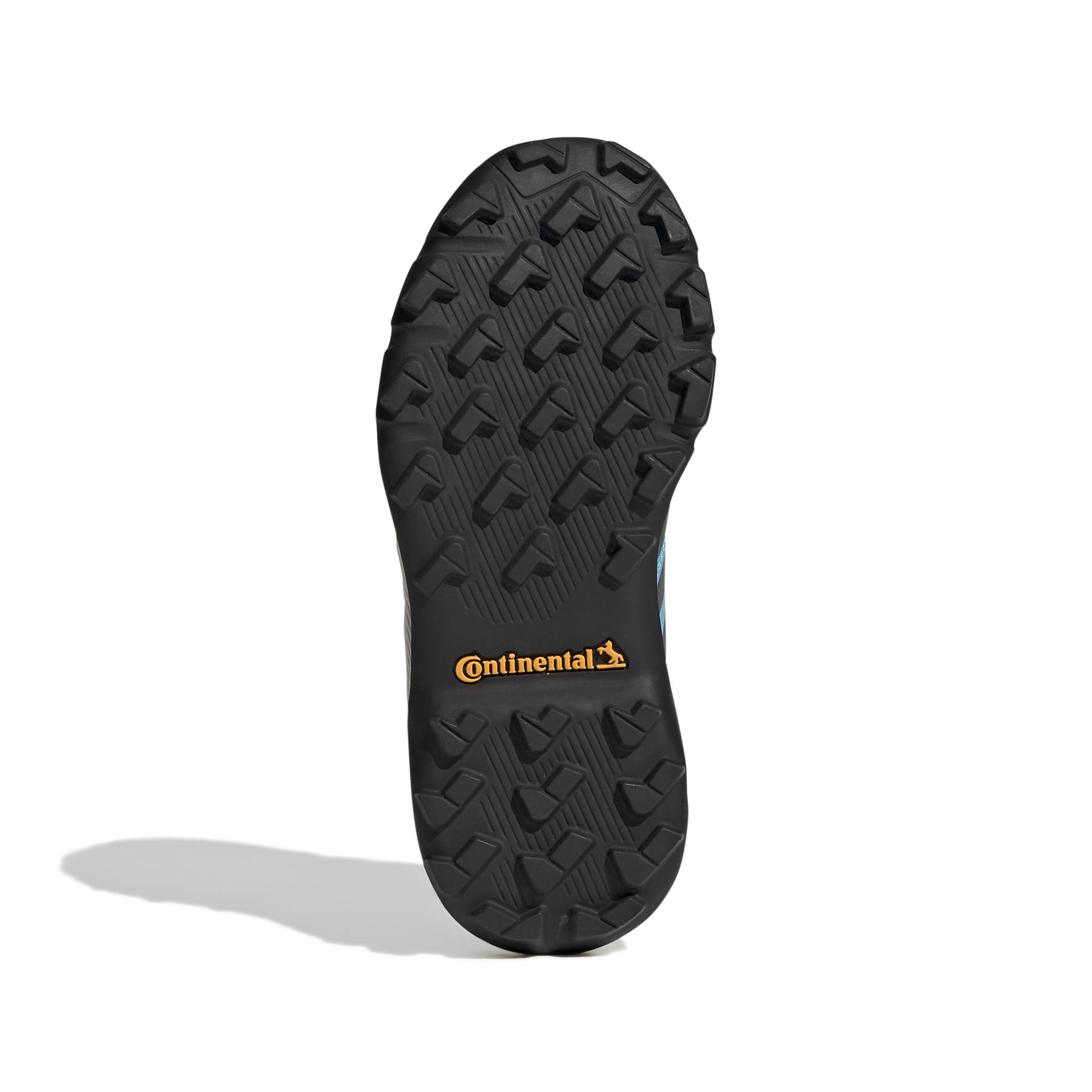 product/a/d/adidas_gy7660_4_footwear_photography_bottom_view_white_000.jpg