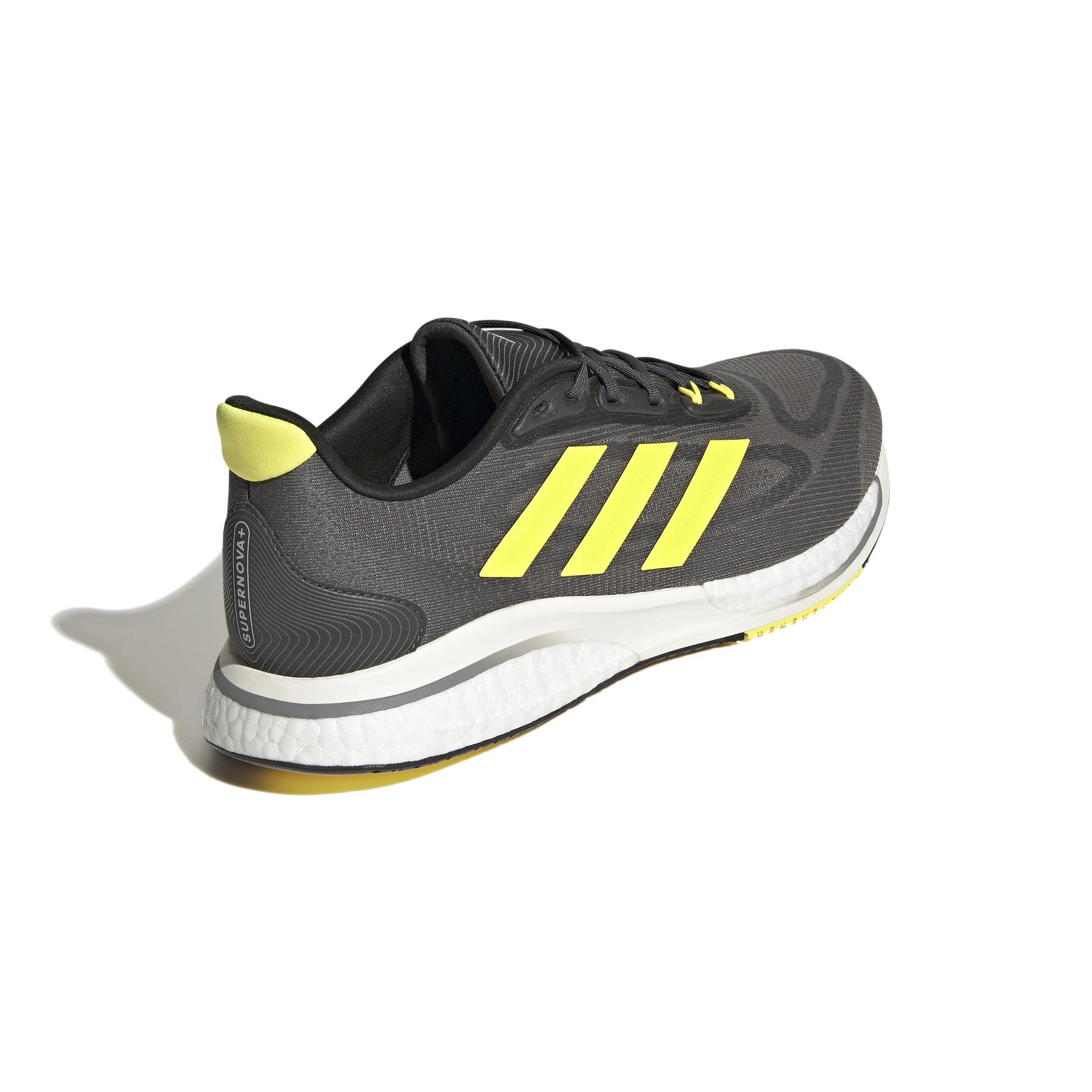 product/a/d/adidas_gy8315_7_footwear_photography_back_lateral_top_view_white_000.jpg