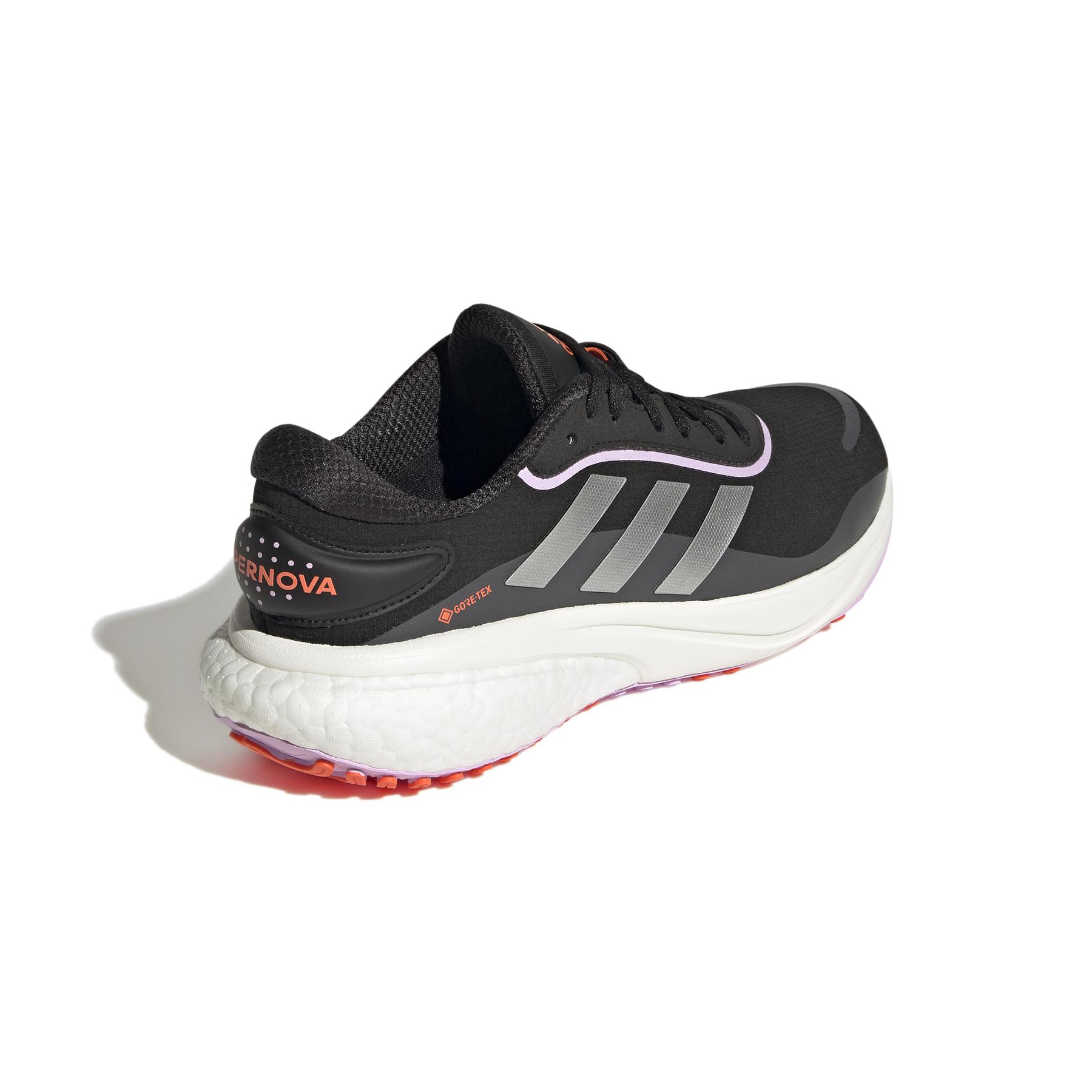 product/a/d/adidas_gy8319_7_footwear_photography_back_lateral_top_view_white_000.jpg