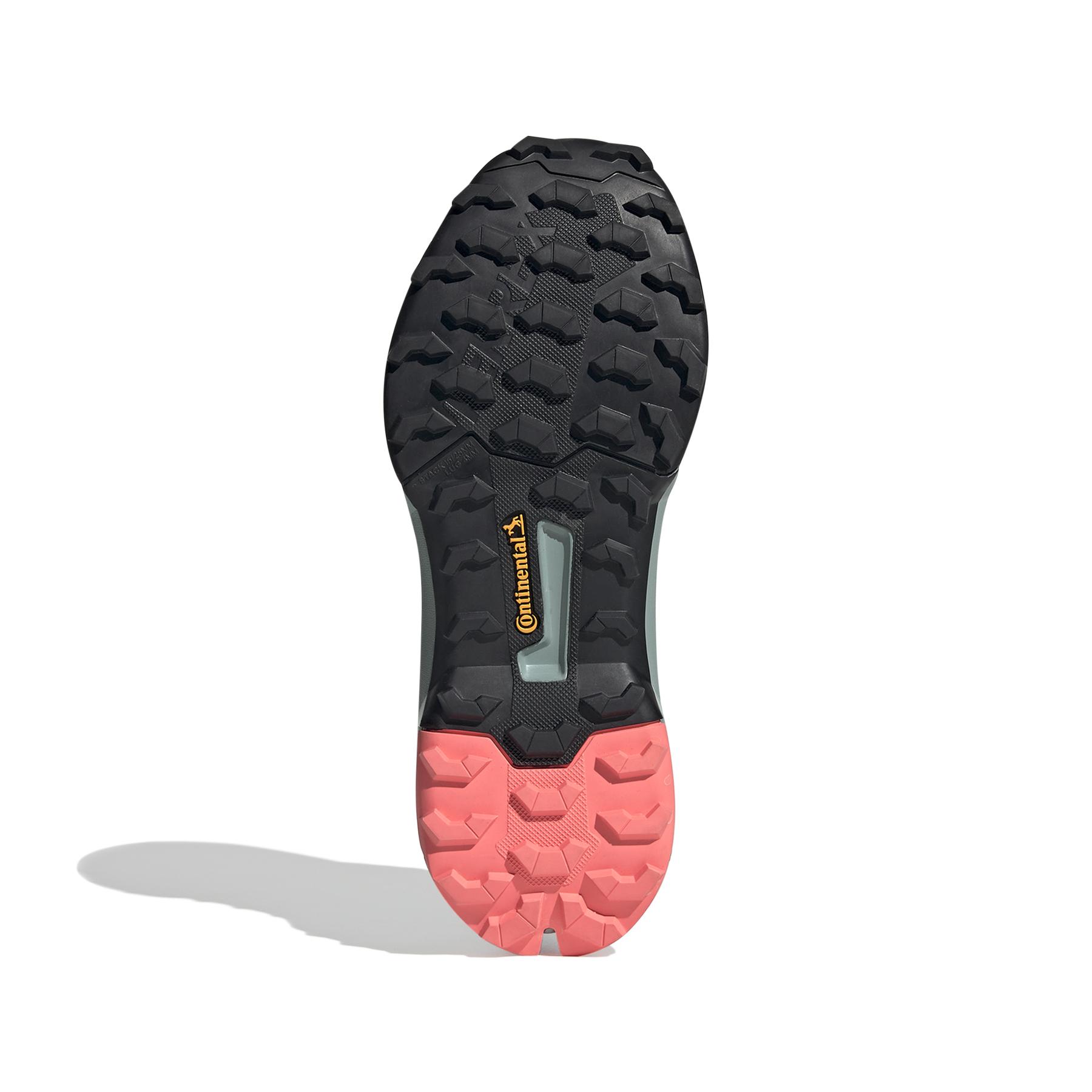 product/a/d/adidas_gz3065_4_footwear_photography_bottom_view_white_000.jpg