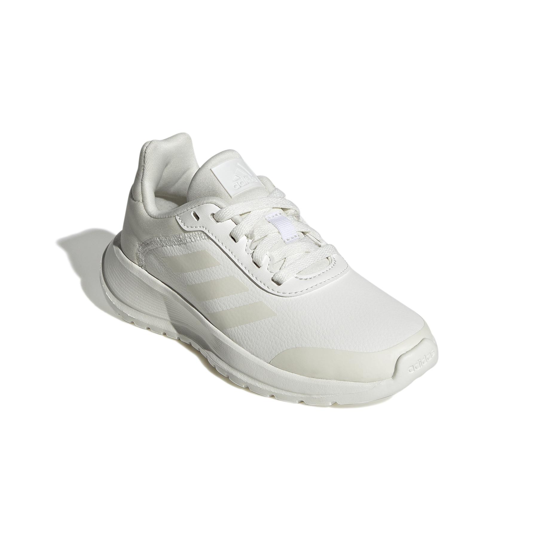 product/a/d/adidas_gz3425_6_footwear_photography_front_lateral_top_view_white_000.jpg