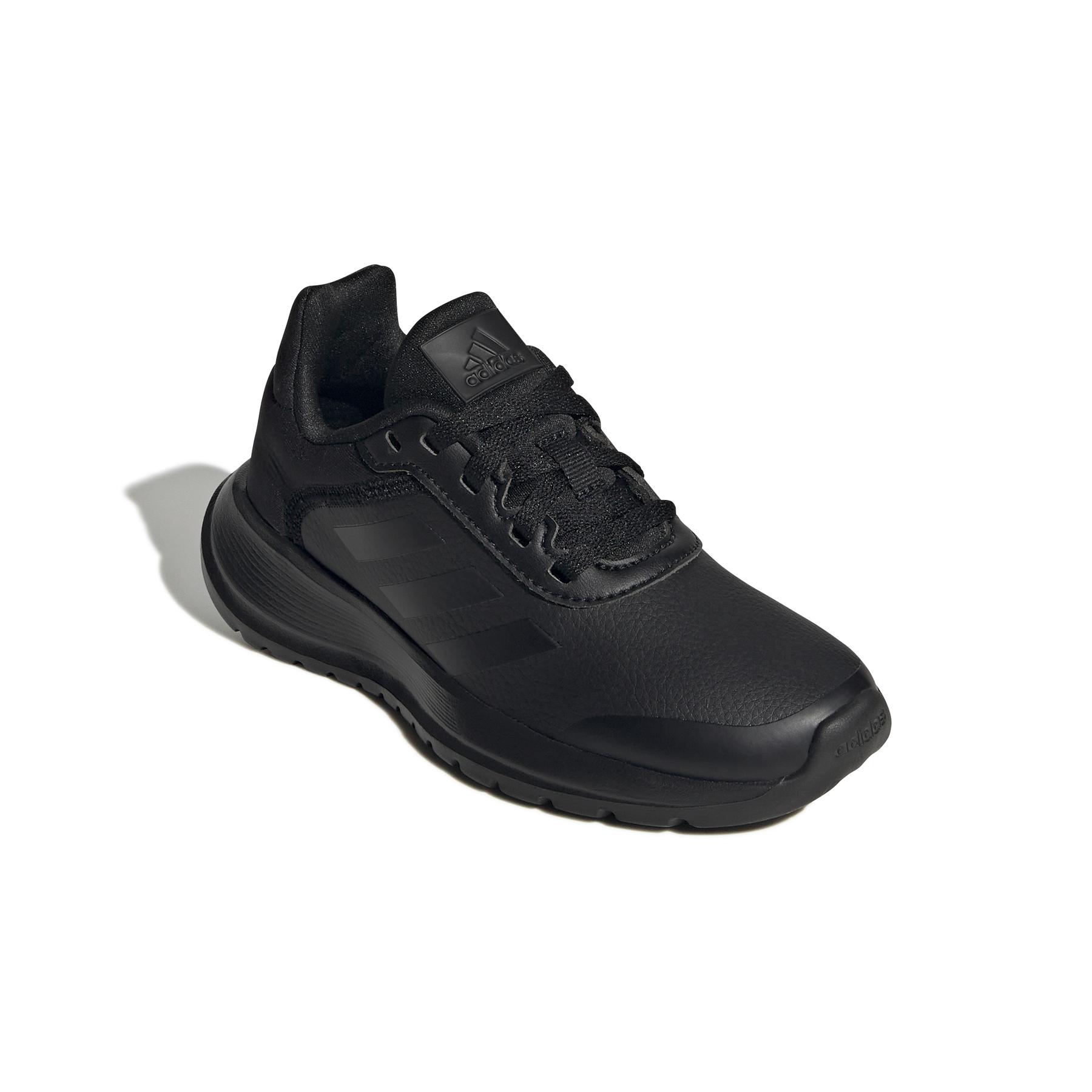 product/a/d/adidas_gz3426_6_footwear_photography_front_lateral_top_view_white_000.jpg