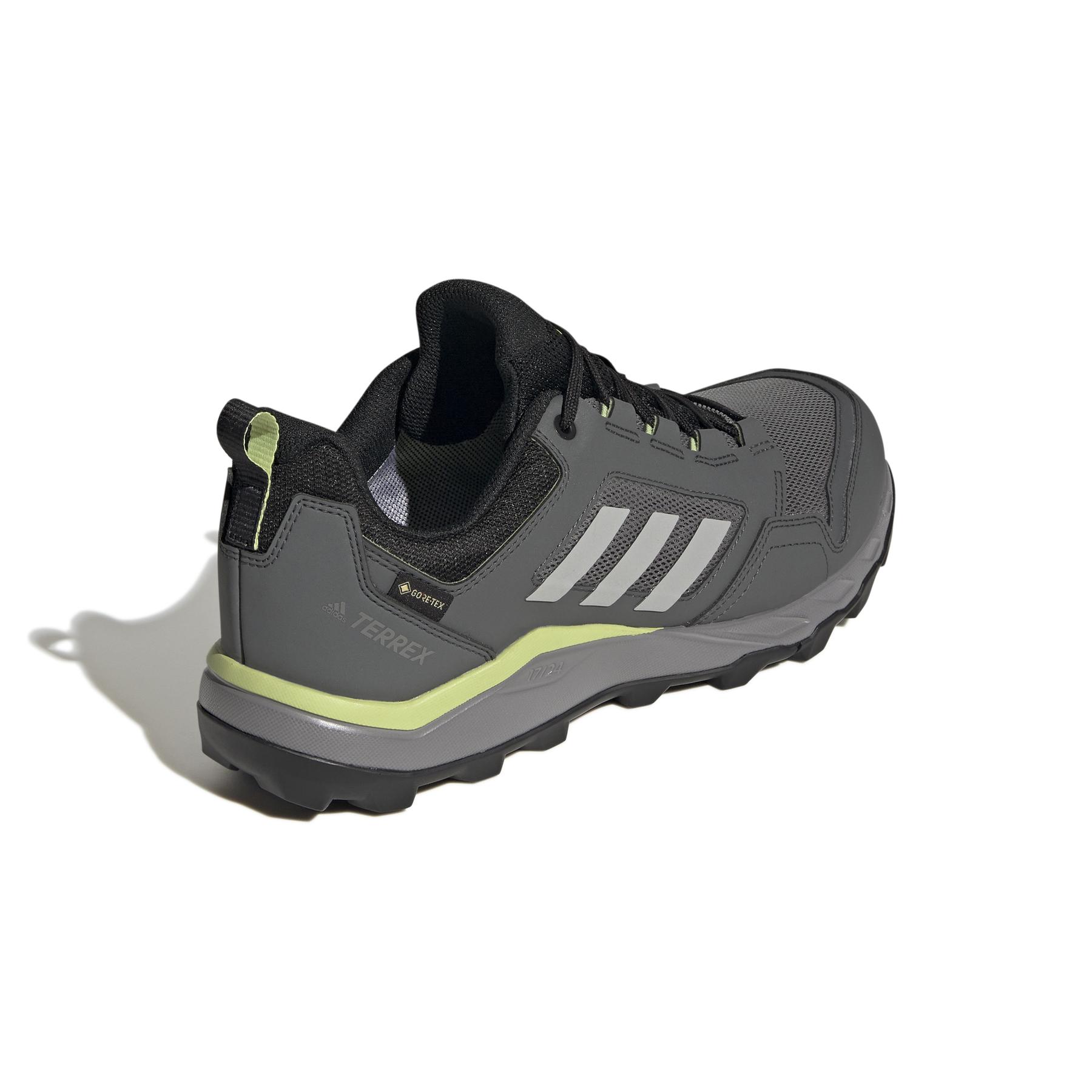 product/a/d/adidas_gz3961_7_footwear_photography_back_lateral_top_view_white_000.jpg