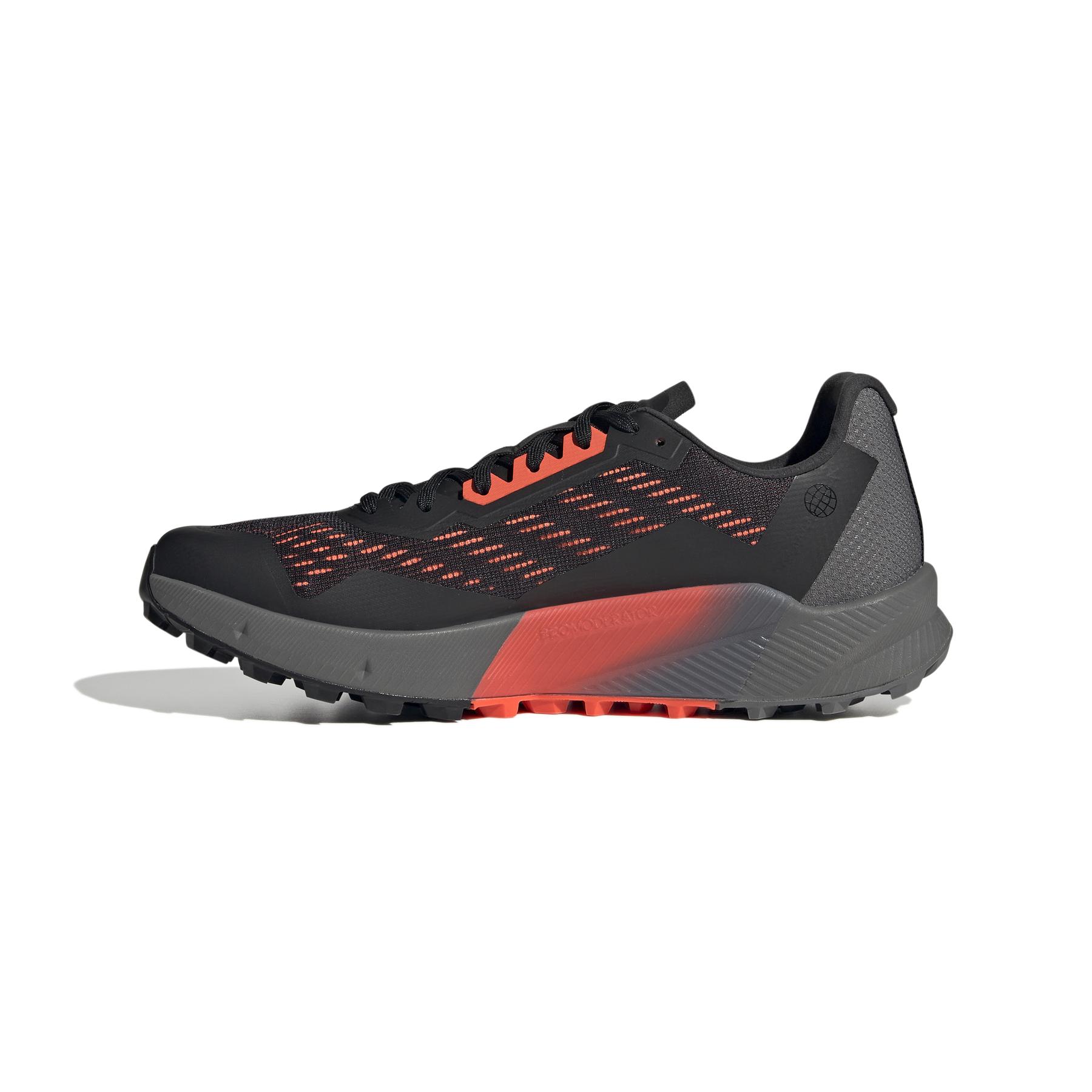 product/a/d/adidas_gz8887_5_footwear_photography_side_medial_center_view_white_000.jpg