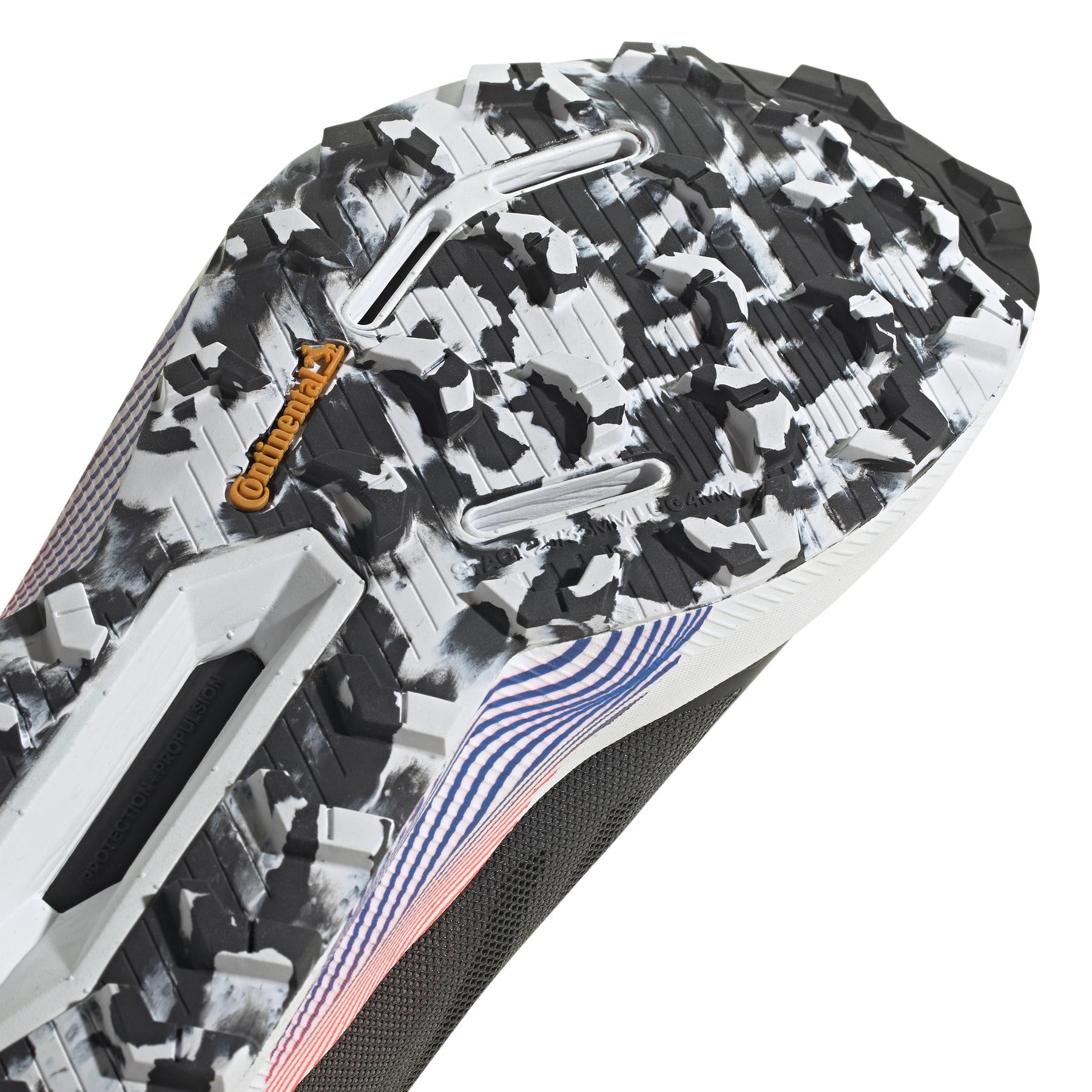 product/a/d/adidas_gz9037_9_footwear_photography_detail_view_2_white_000.jpg