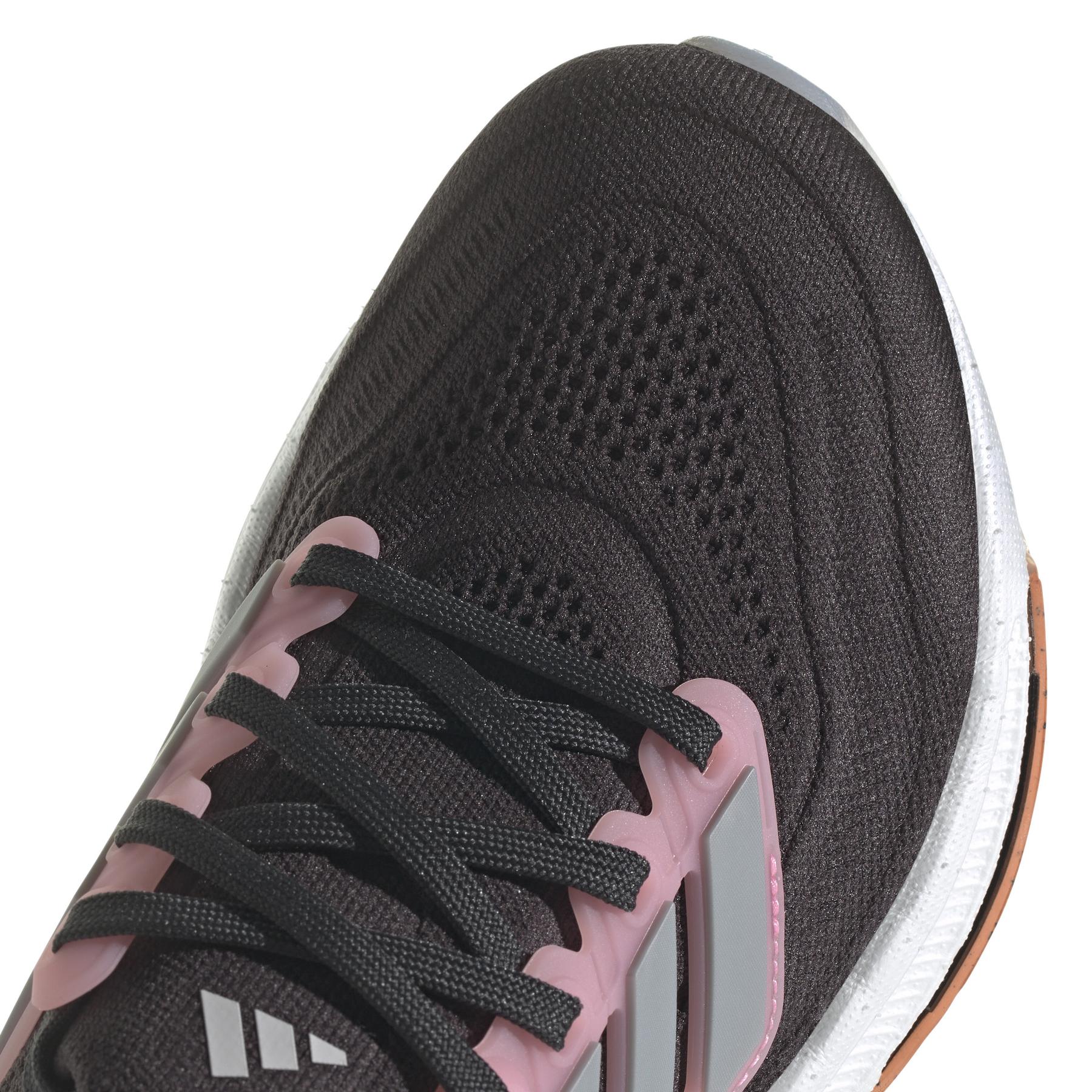 product/a/d/adidas_h06371_8_footwear_photography_detail_view_1_white_xo.jpg