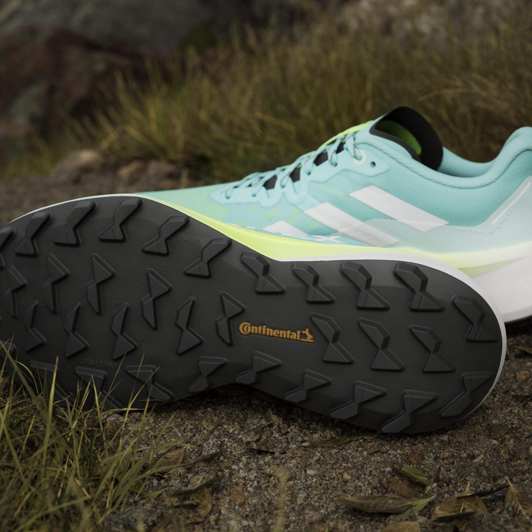 product/a/d/adidas_hp3686_24_footwear_photography_heromrktng_view_11-nw091625.jpg