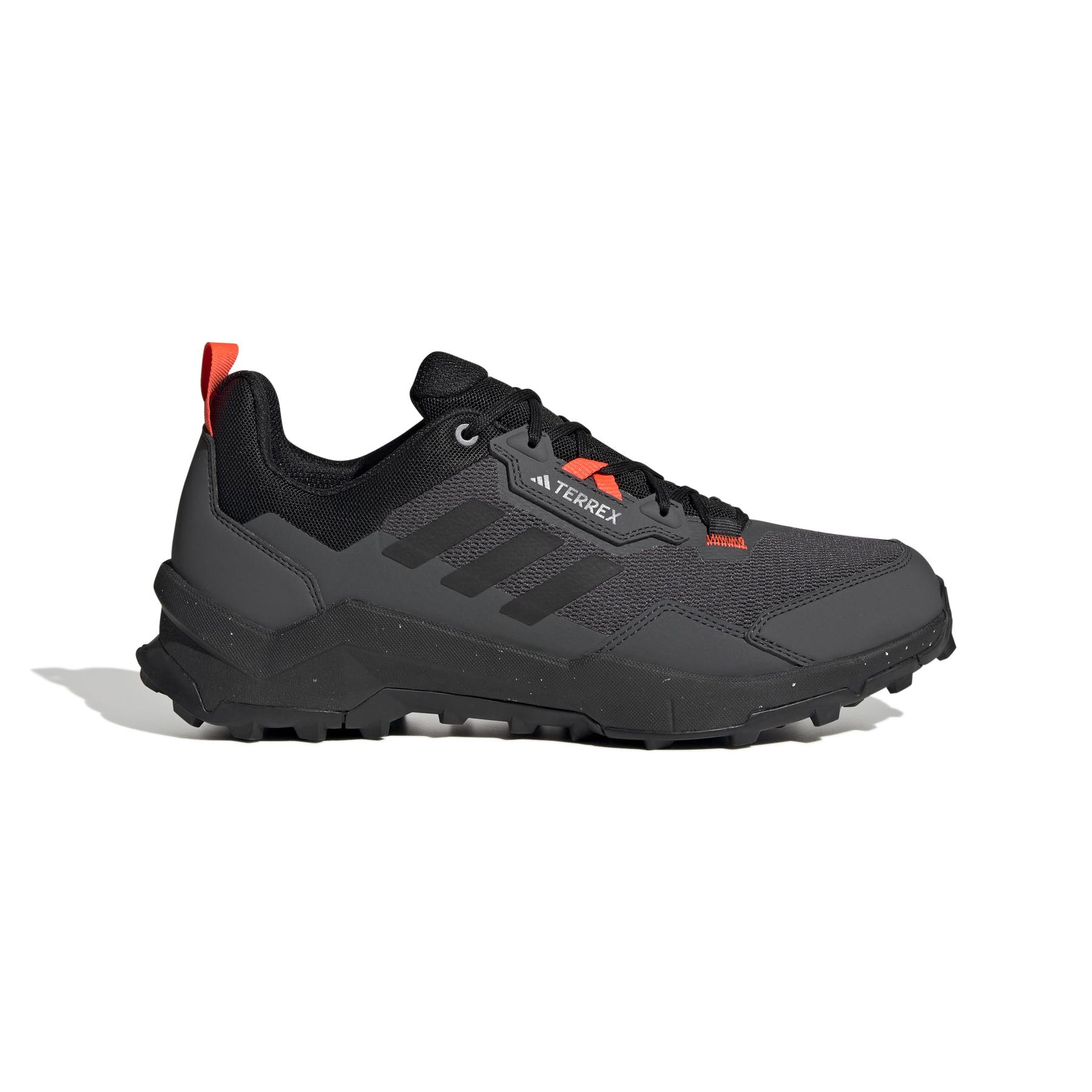 product/a/d/adidas_hp7391_1_footwear_photography_side_lateral_center_view_white_000.jpg