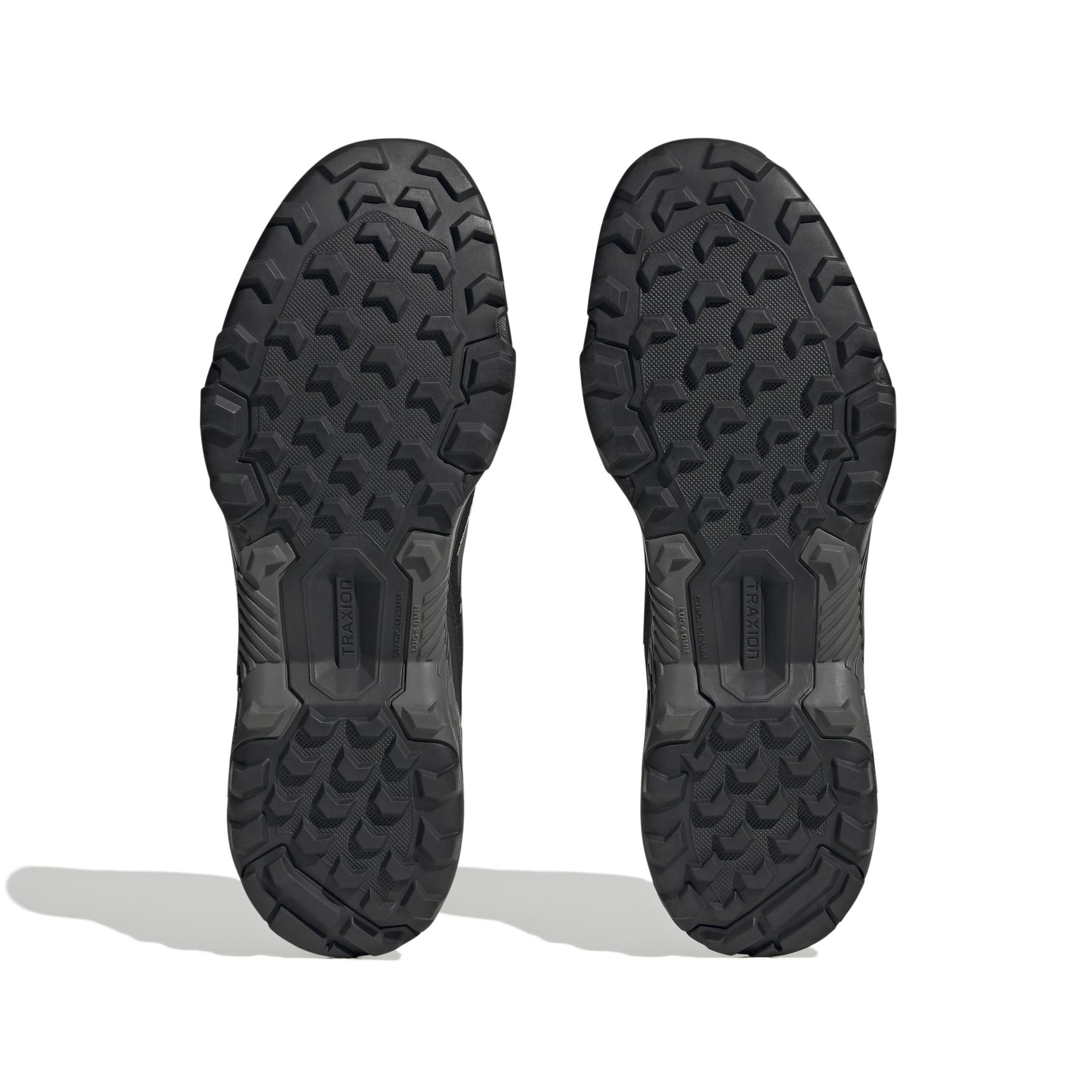 product/a/d/adidas_hp8606_4_footwear_photography_bottom_view_white_000.jpg
