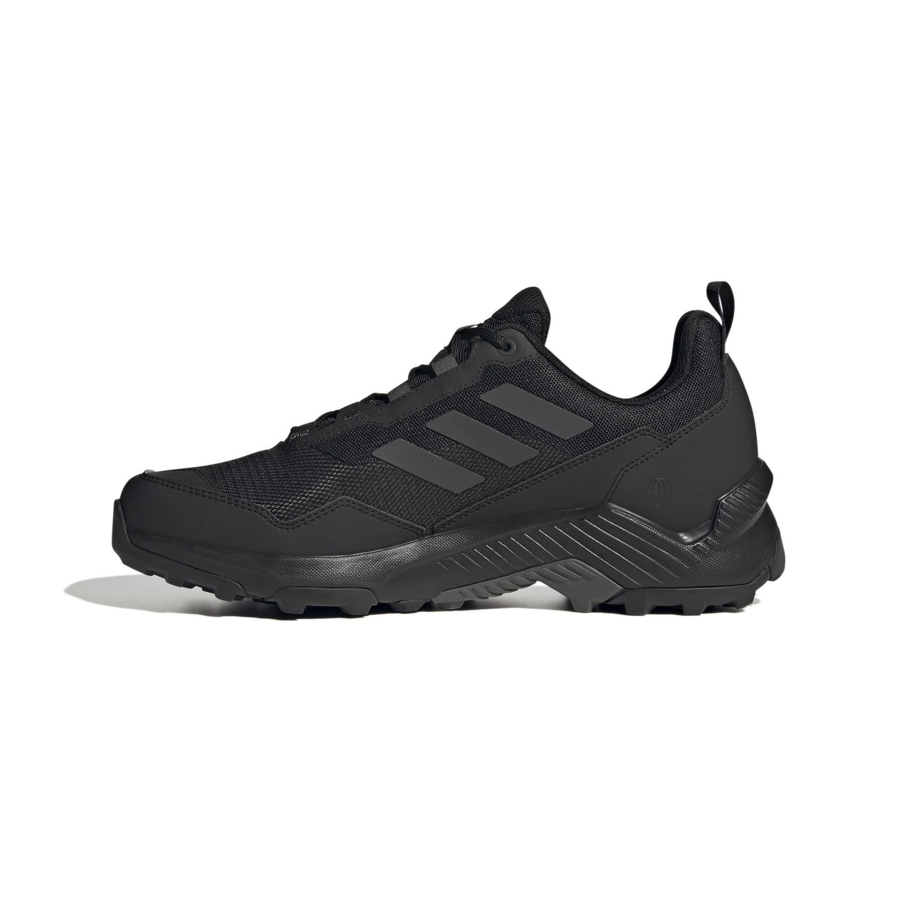 product/a/d/adidas_hp8606_5_footwear_photography_side_medial_center_view_white_000.jpg