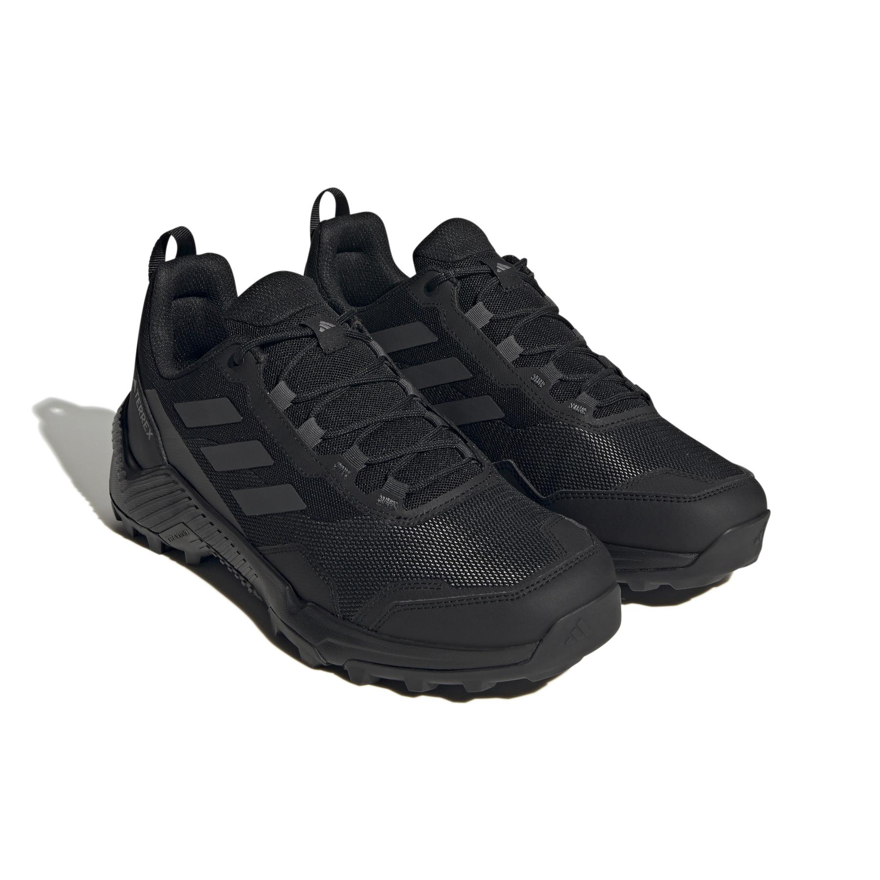 product/a/d/adidas_hp8606_6_footwear_photography_front_lateral_top_view_white_000.jpg