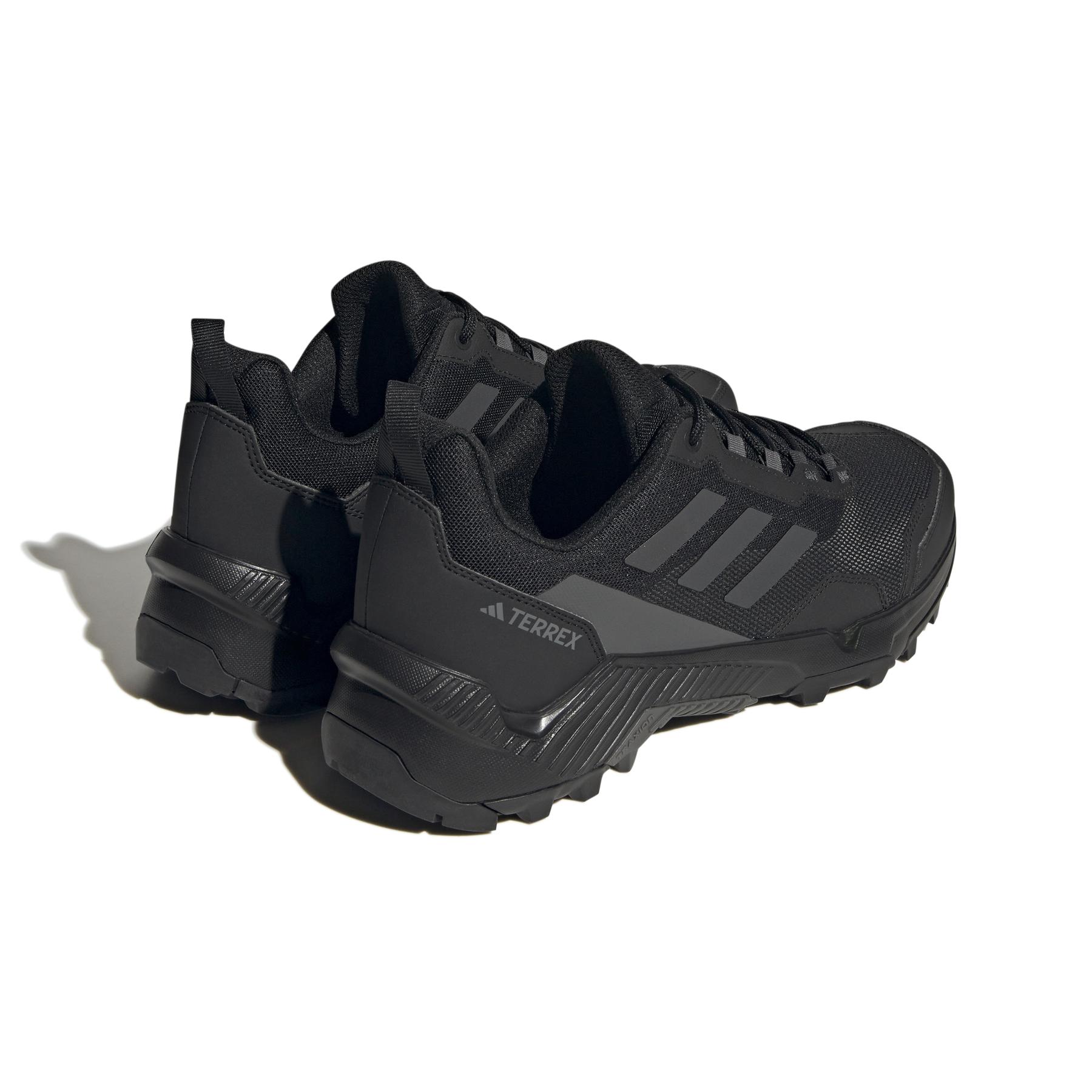 product/a/d/adidas_hp8606_7_footwear_photography_back_lateral_top_view_white_000.jpg