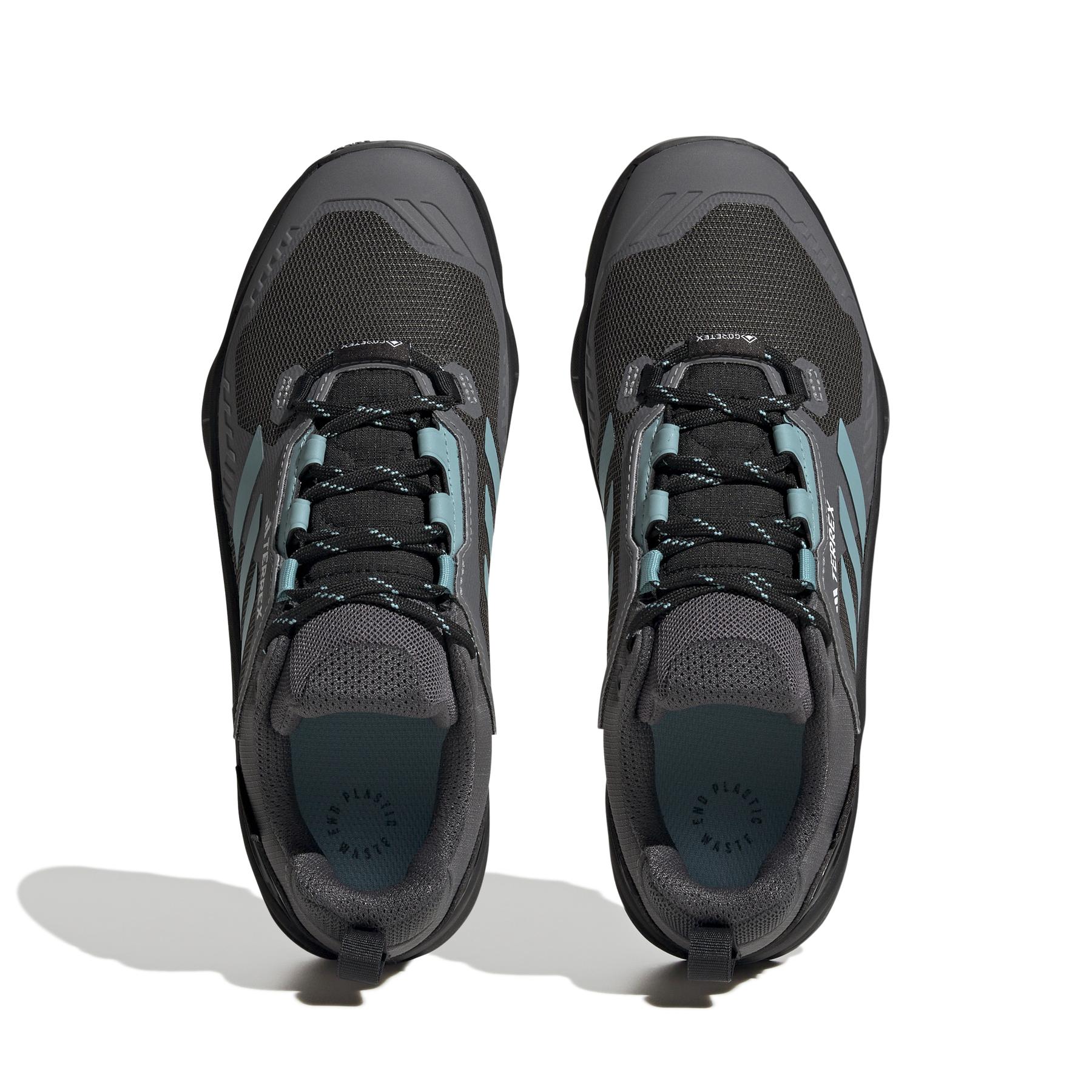 product/a/d/adidas_hp8716_3_footwear_photography_top_portrait_view_white_000.jpg