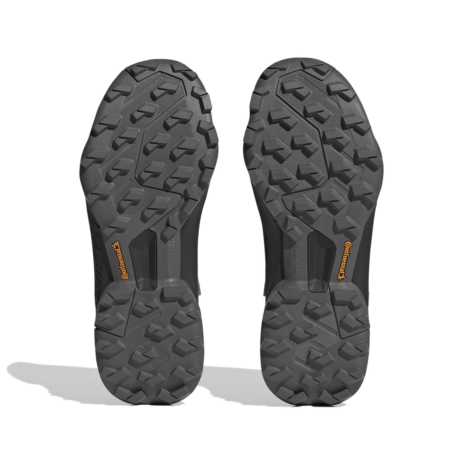 product/a/d/adidas_hp8716_4_footwear_photography_bottom_view_white_000.jpg