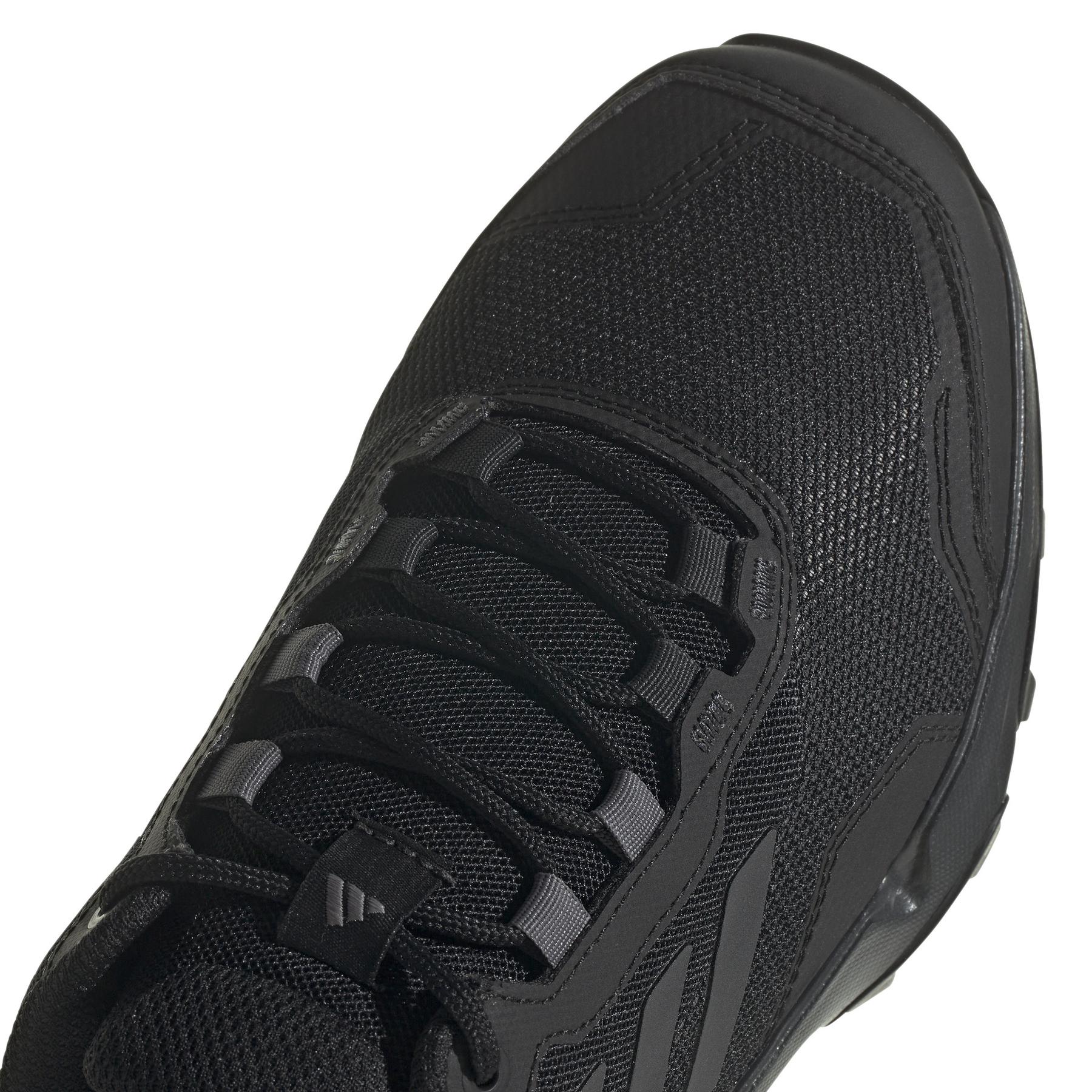product/a/d/adidas_hq0935_9_footwear_photography_detail_view_2_white_000.jpg