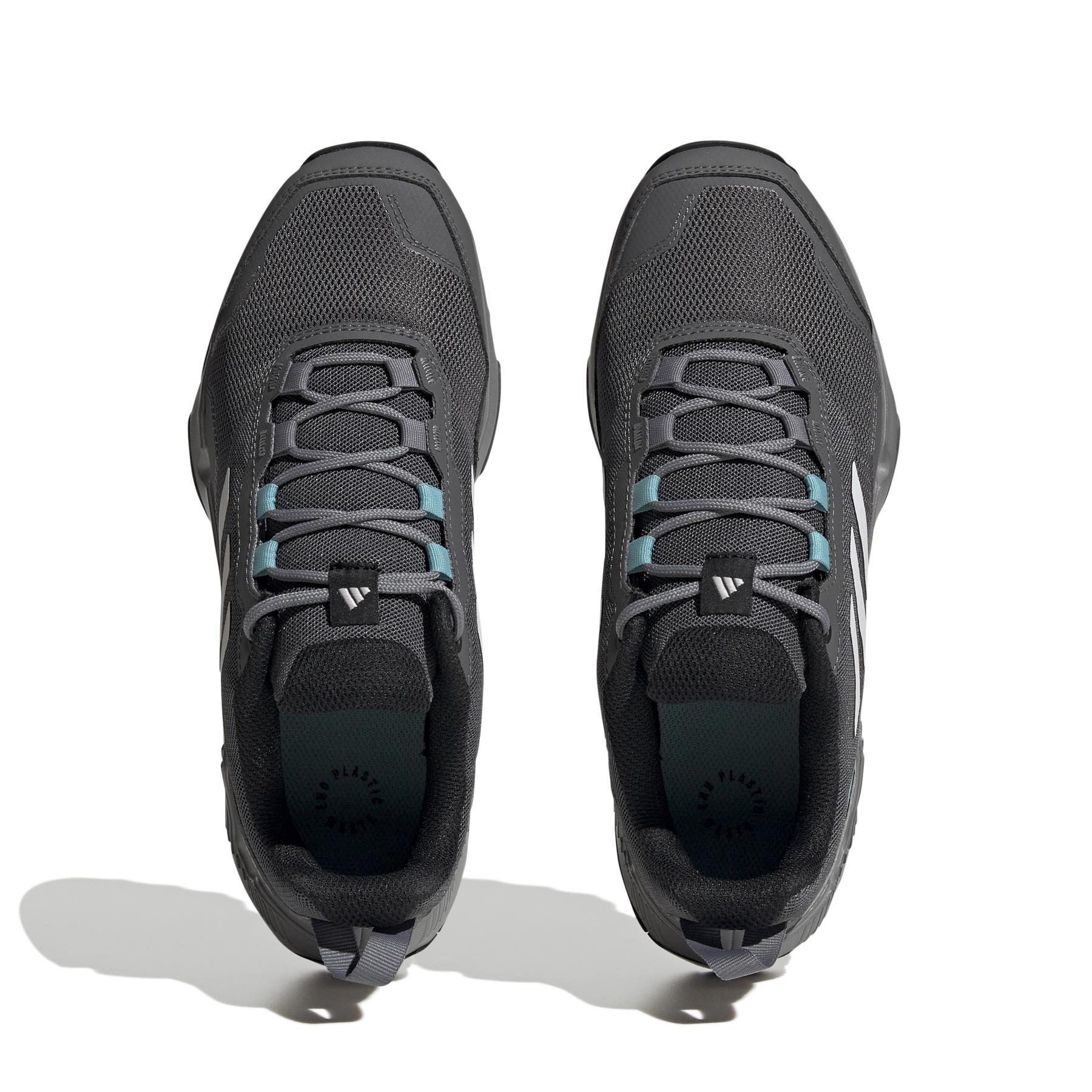 product/a/d/adidas_hq0936_3_footwear_photography_top_portrait_view_white_000.jpg