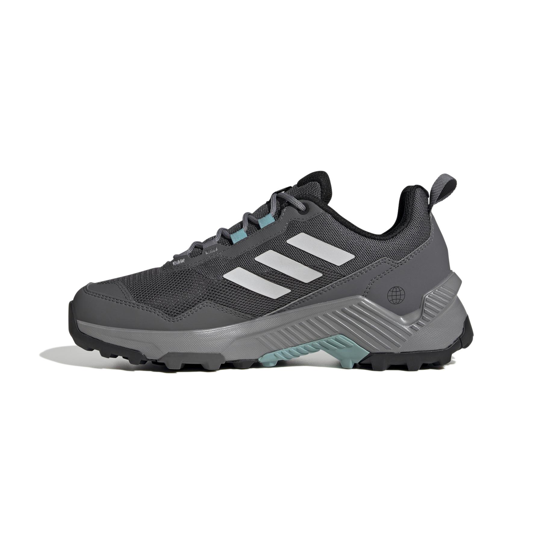 product/a/d/adidas_hq0936_5_footwear_photography_side_medial_center_view_white_000.jpg
