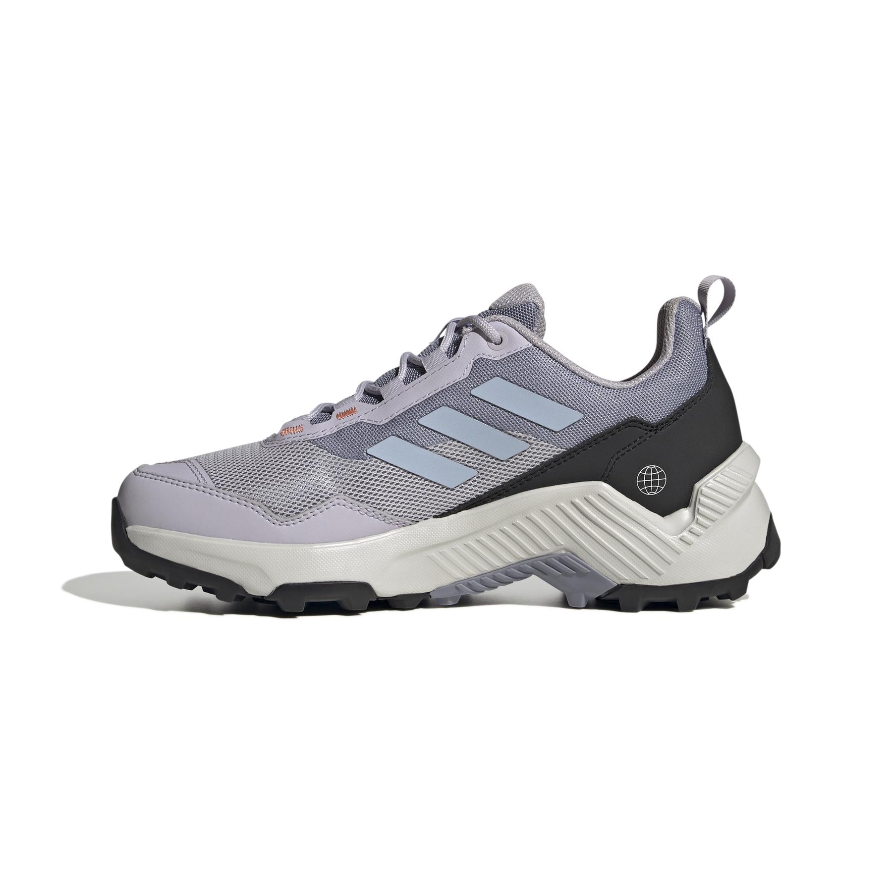 product/a/d/adidas_hq0937_5_footwear_photography_side_medial_center_view_white_000.jpg