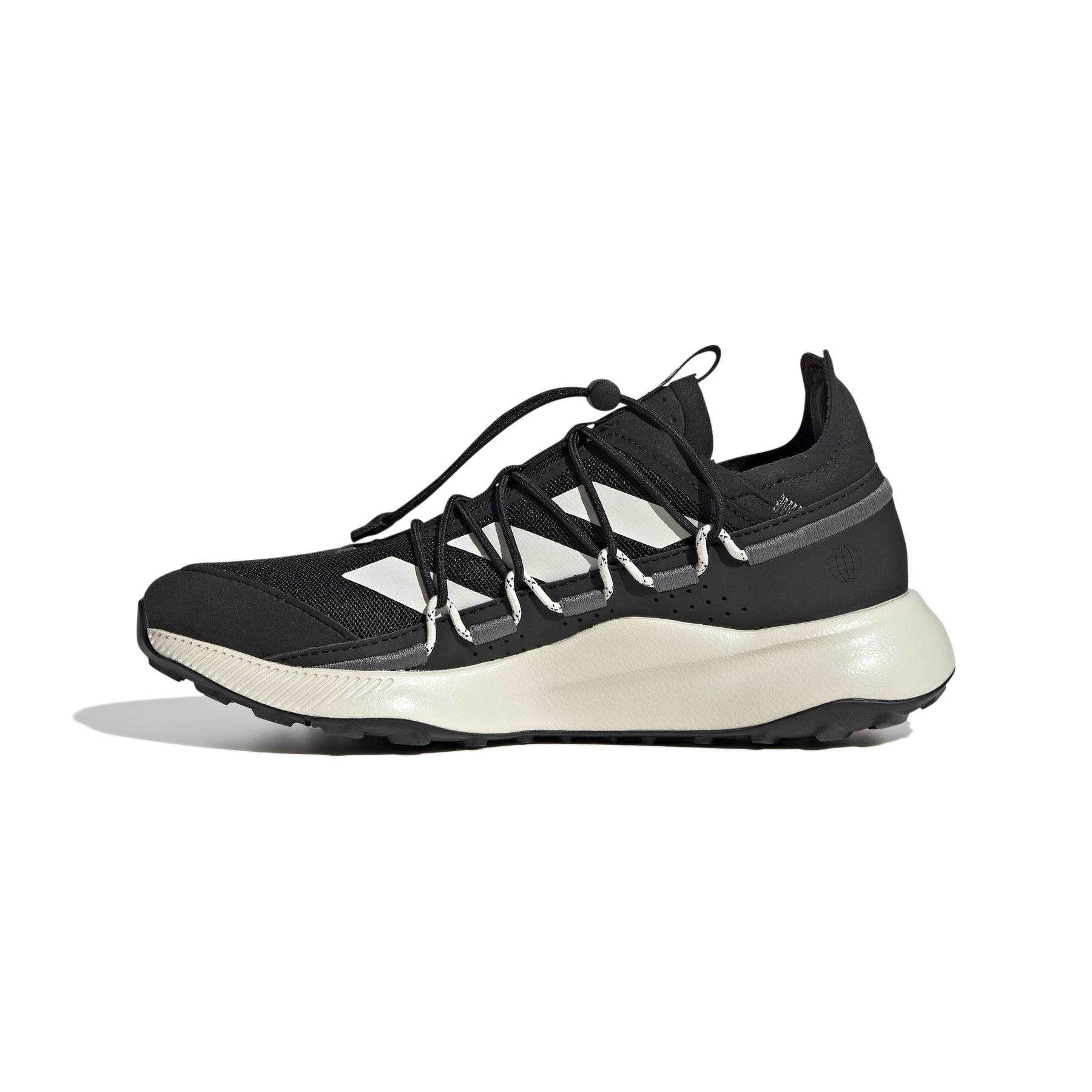 product/a/d/adidas_hq0941_5_footwear_photography_side_medial_center_view_white_000.jpg