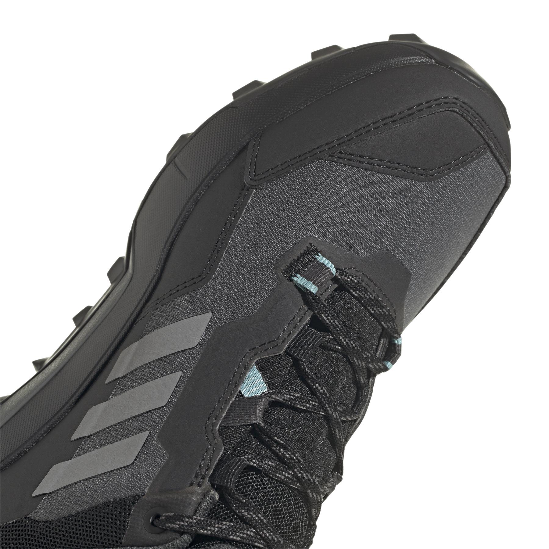 product/a/d/adidas_hq1051_9_footwear_photography_detail_view_2_white.jpg