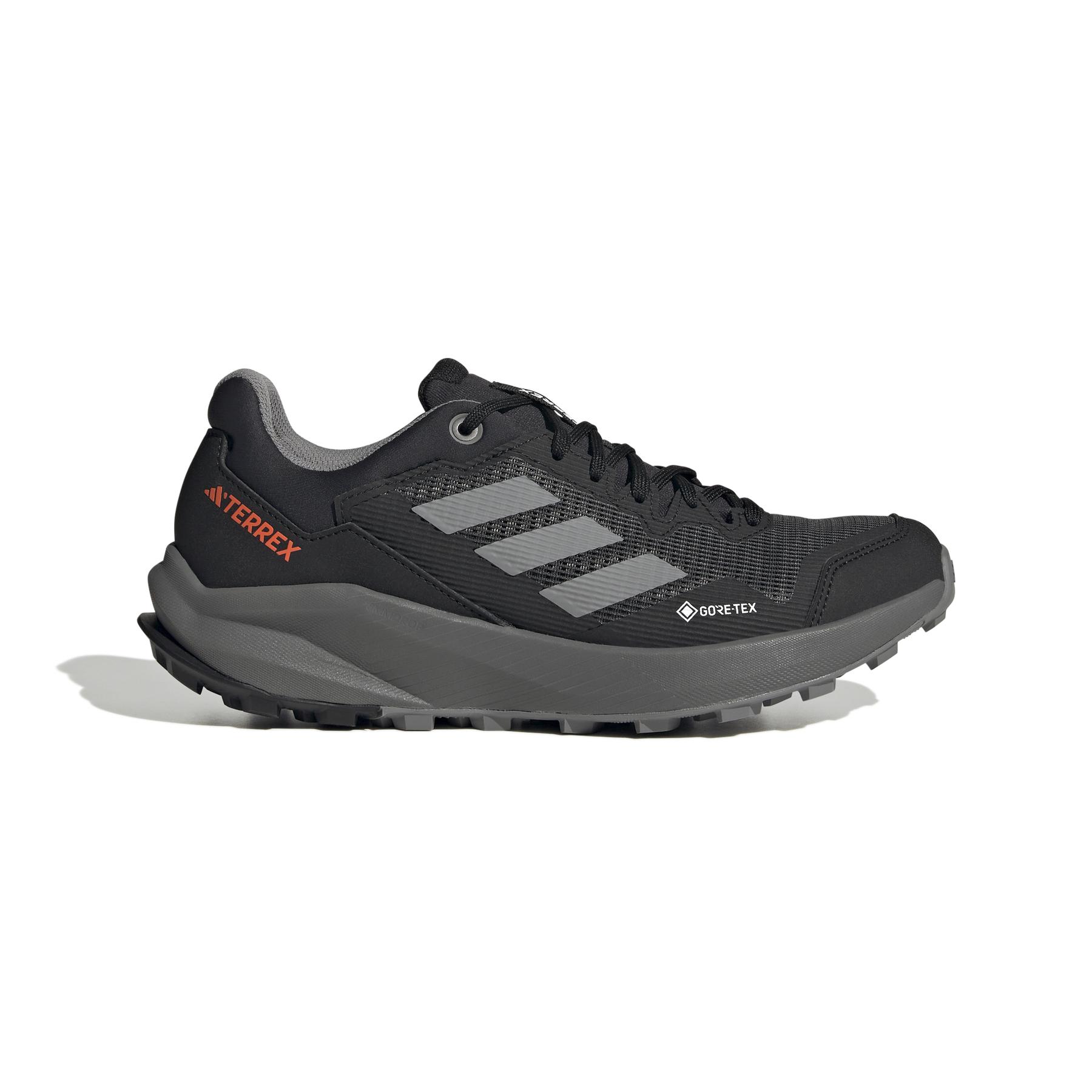 product/a/d/adidas_hq1238_1_footwear_photography_side_lateral_center_view_white_000.jpg