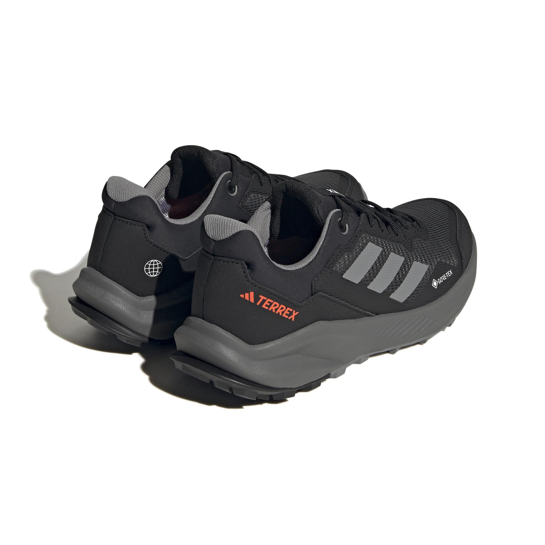 product/a/d/adidas_hq1238_7_footwear_photography_back_lateral_top_view_white_000.jpg