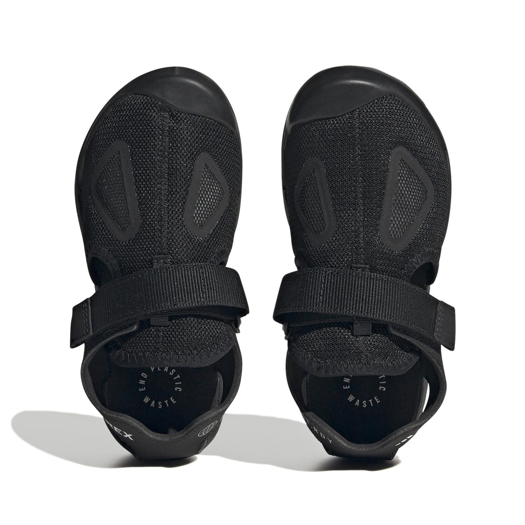 product/a/d/adidas_hq5835_3_footwear_photography_top_portrait_view_white.jpg