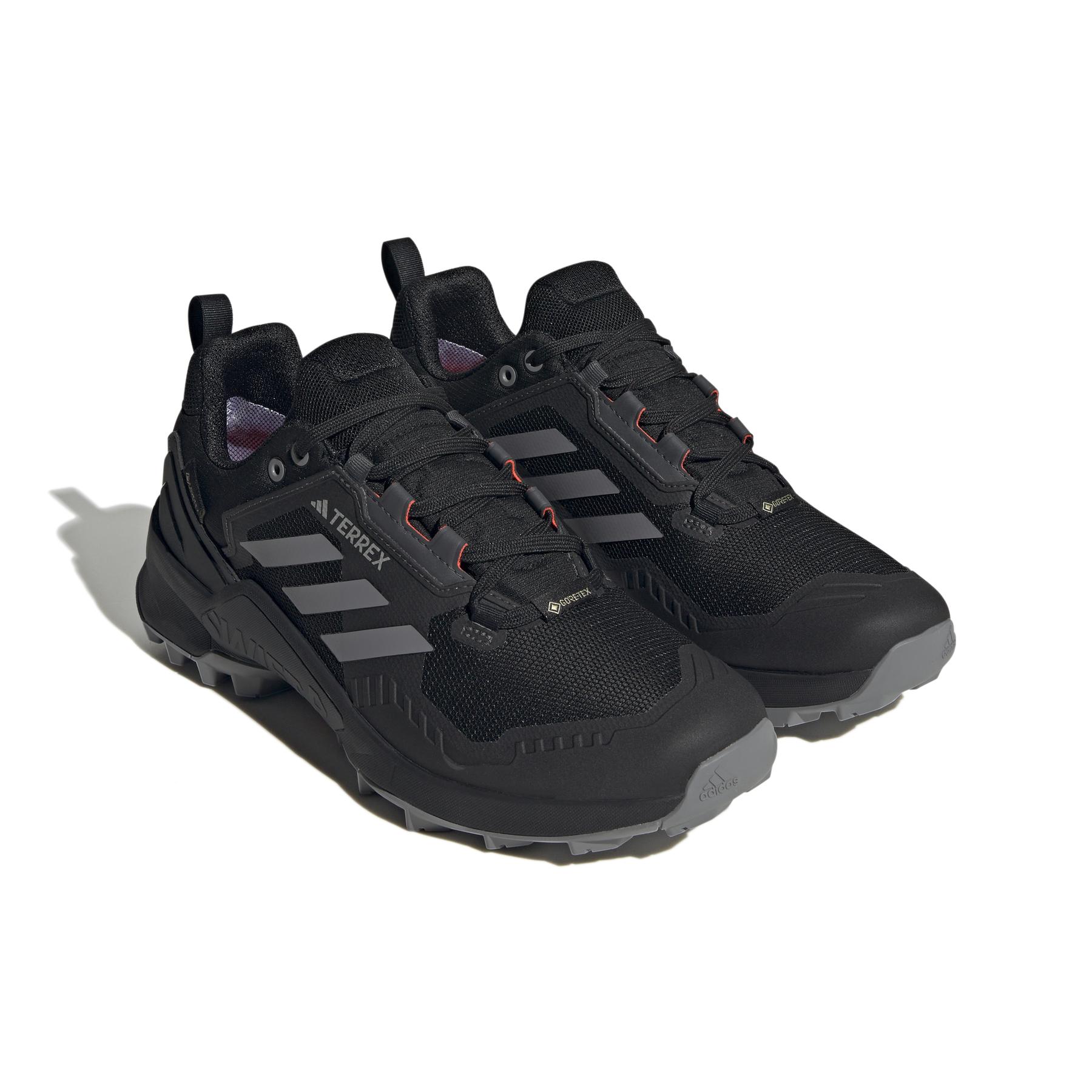 product/a/d/adidas_hr1310_6_footwear_photography_front_lateral_top_view_white.jpg