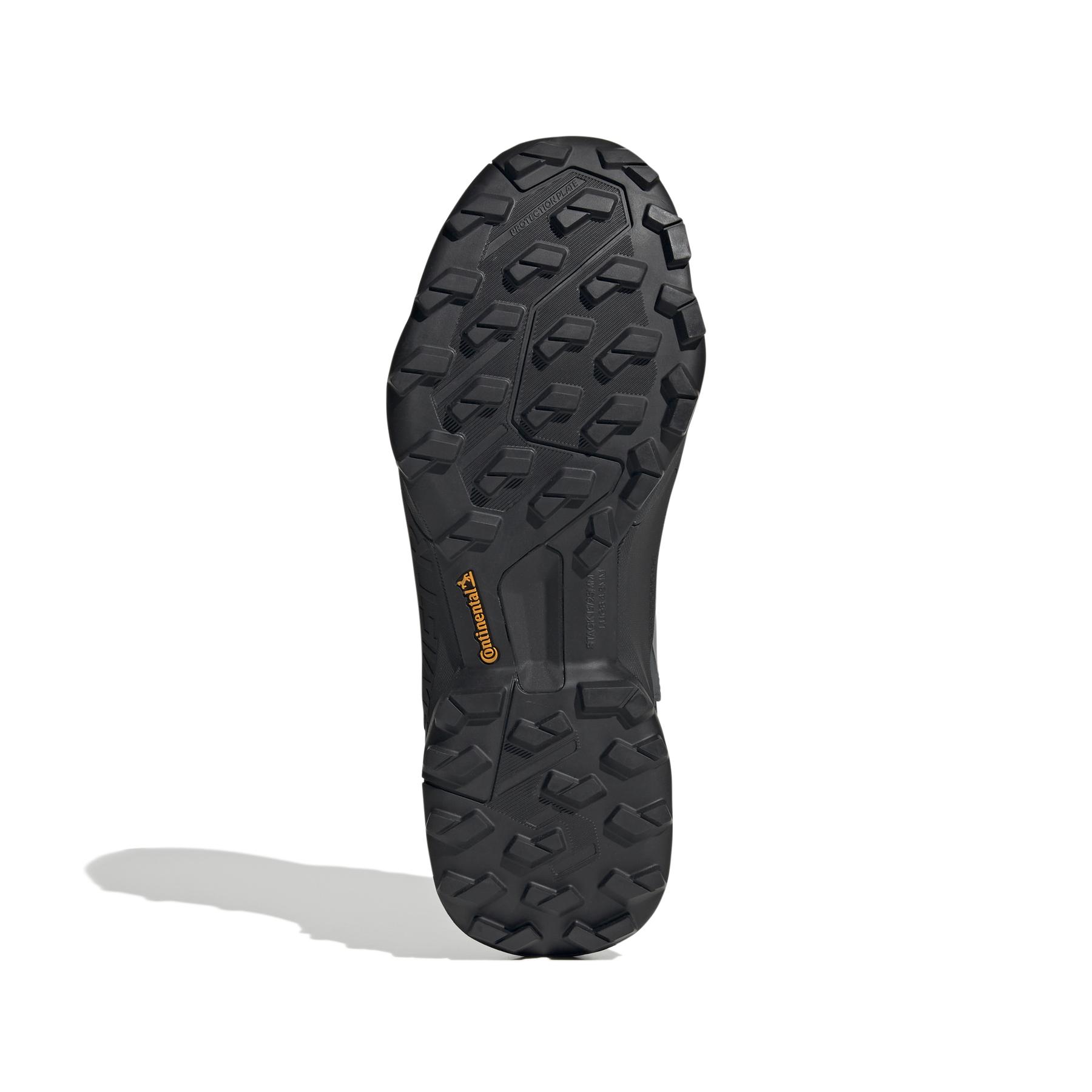 product/a/d/adidas_hr1311_4_footwear_photography_bottom_view_white_000.jpg