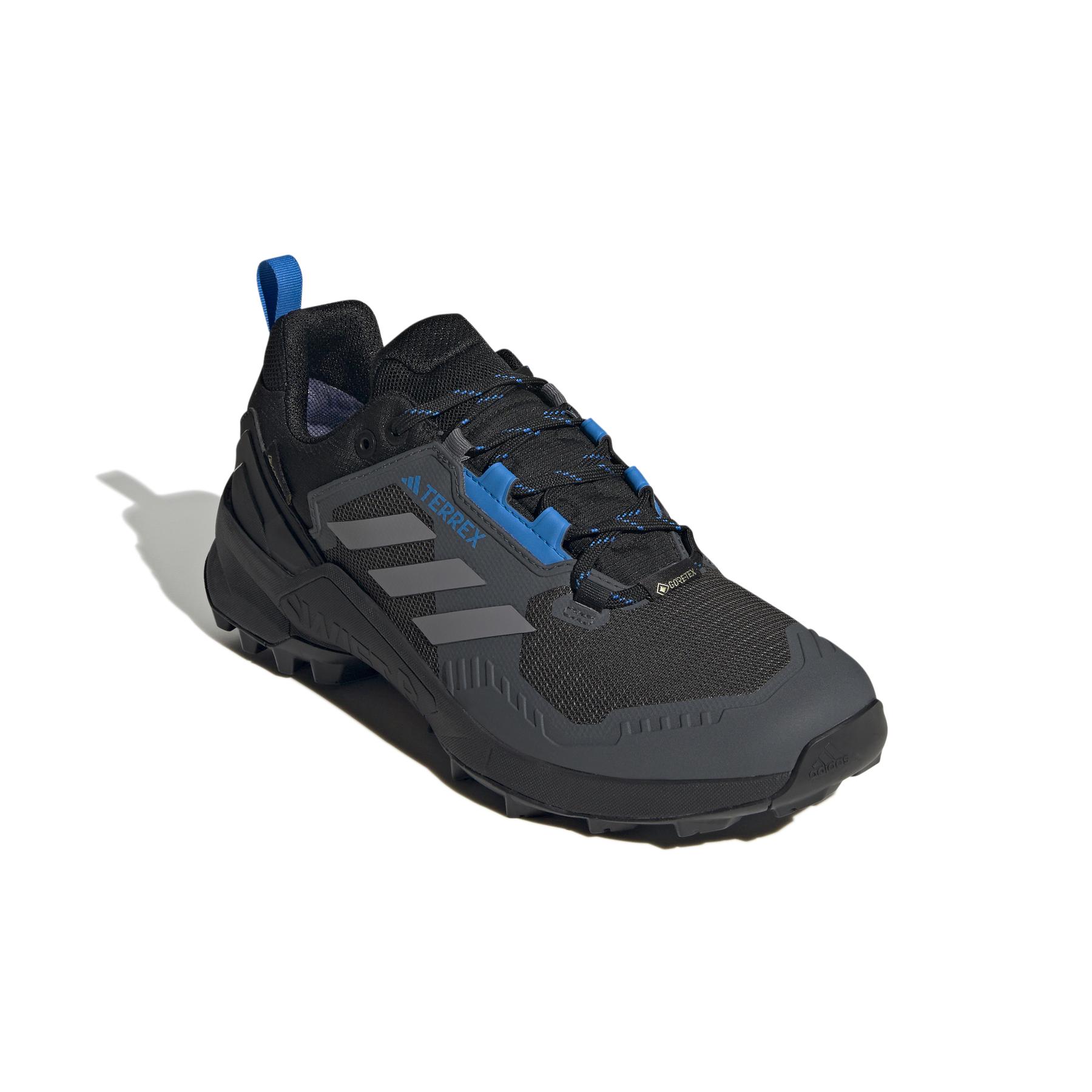 product/a/d/adidas_hr1311_6_footwear_photography_front_lateral_top_view_white_000.jpg