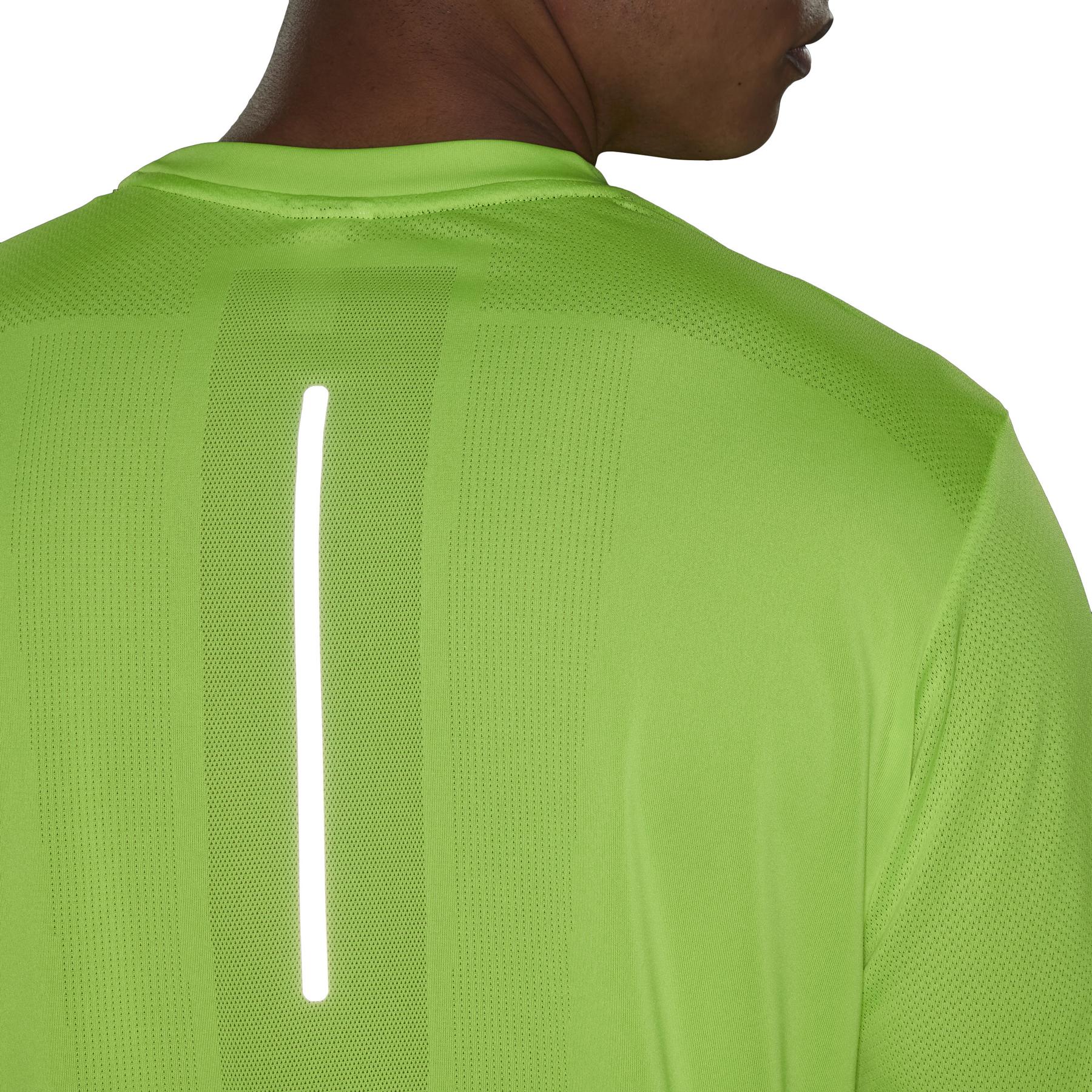 product/a/d/adidas_hz4439_8_apparel_on_model_detail_view_2_white.jpg