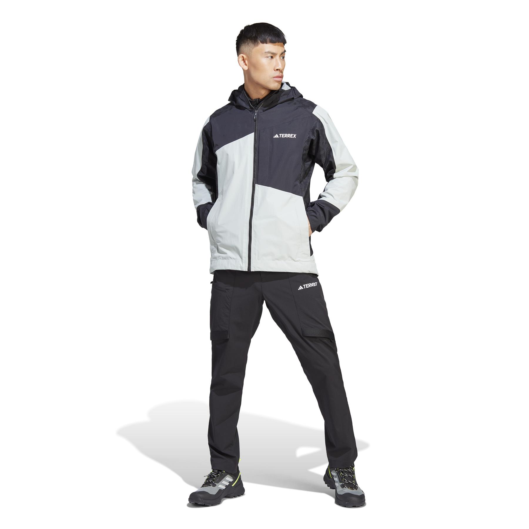 product/a/d/adidas_ib4957_7_apparel_on_model_standard_outfit_view_white.jpg