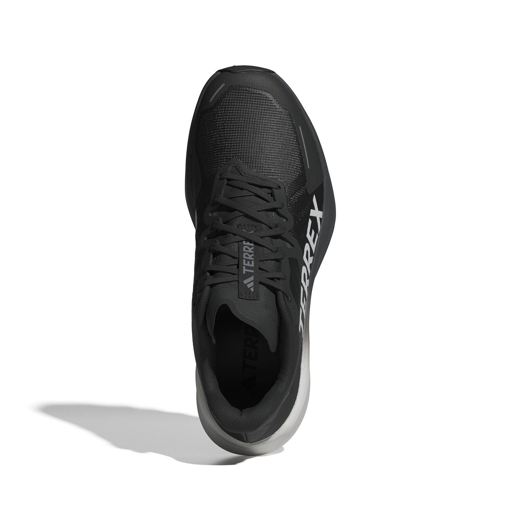 product/a/d/adidas_id0343_3_footwear_photography_top_portrait_view_white.jpg