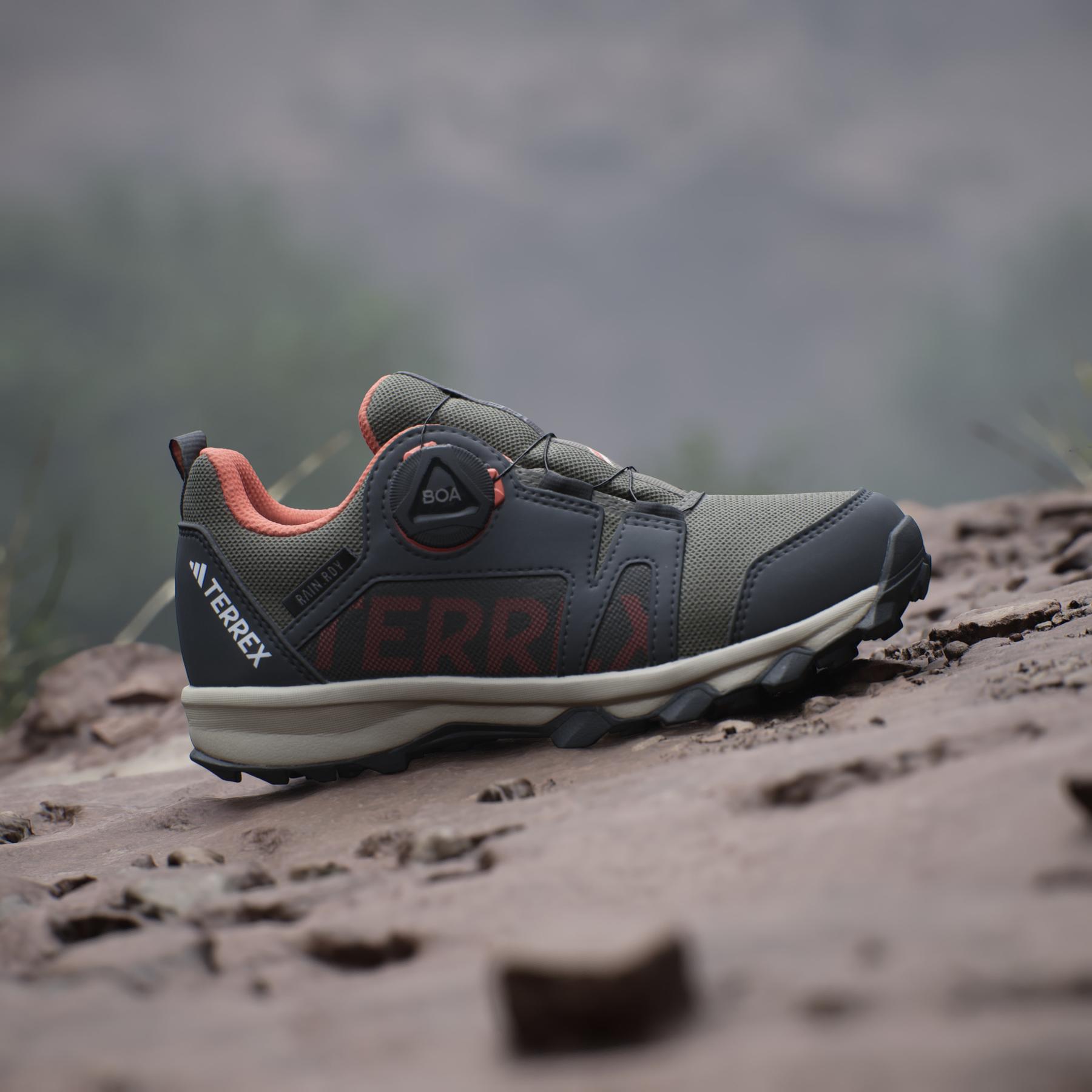 product/a/d/adidas_id0870_14_footwear_photography_heromrktng_view_3.jpg