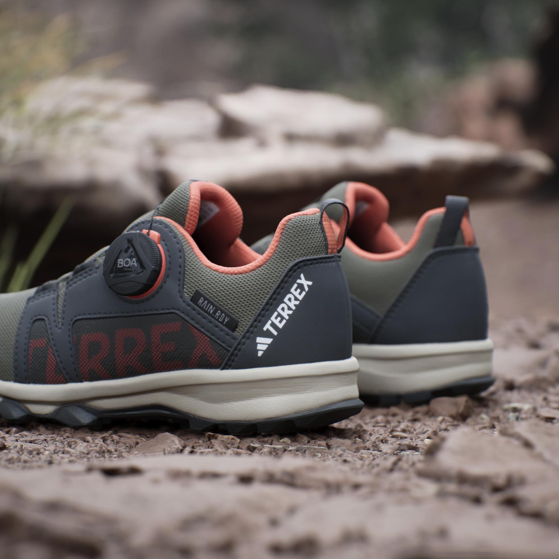 product/a/d/adidas_id0870_21_footwear_photography_heromrktng_view_10.jpg
