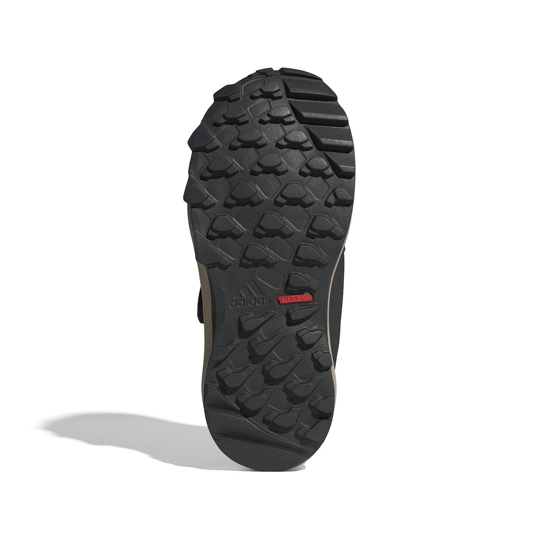 product/a/d/adidas_id0870_4_footwear_photography_bottom_view_white.jpg