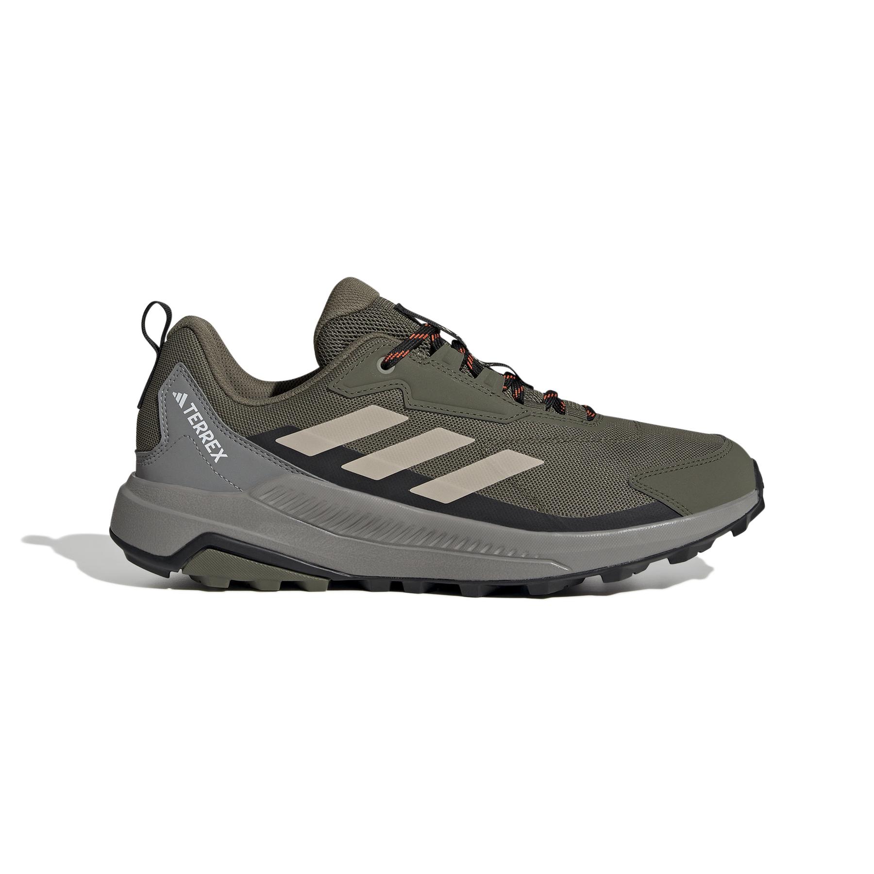 product/a/d/adidas_id0894_1_footwear_photography_side_lateral_center_view_white.jpg