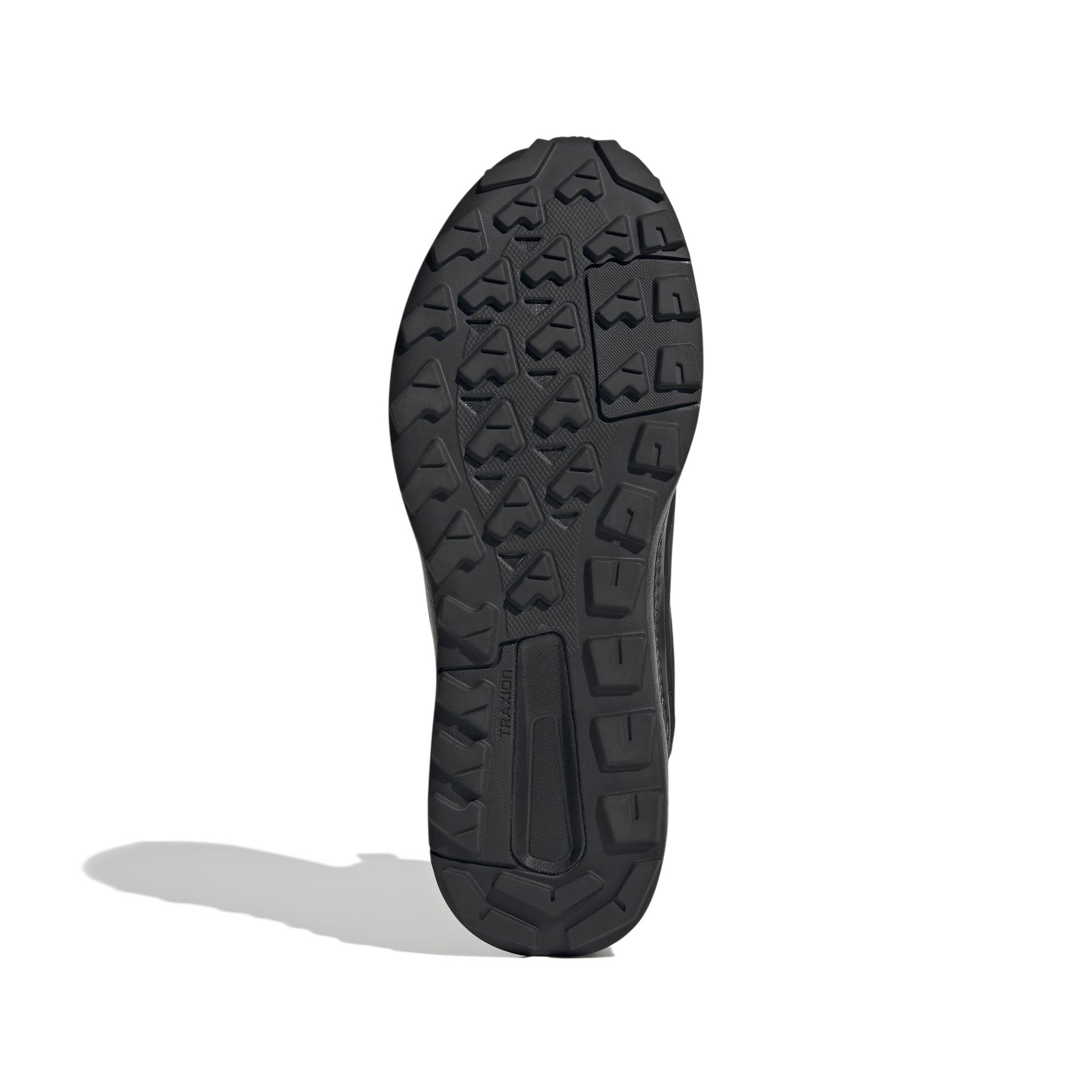 product/a/d/adidas_id0898_4_footwear_photography_bottom_view_white.jpg