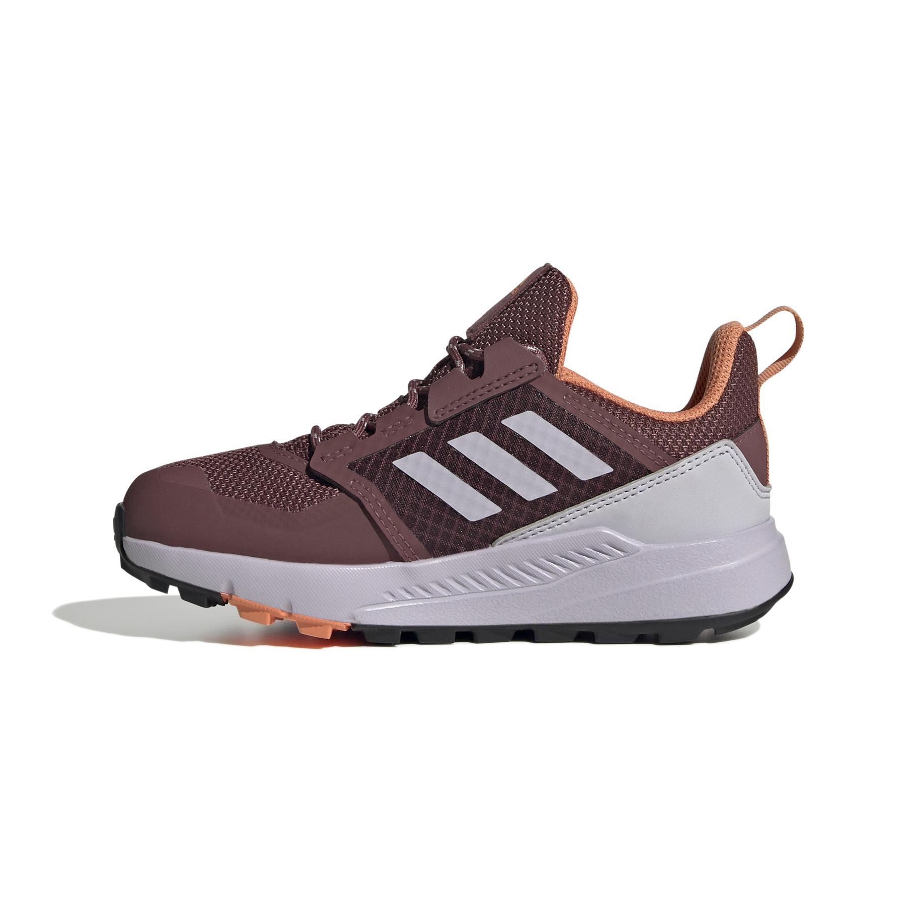 product/a/d/adidas_id0926_5_footwear_photography_side_medial_center_view_white.jpg