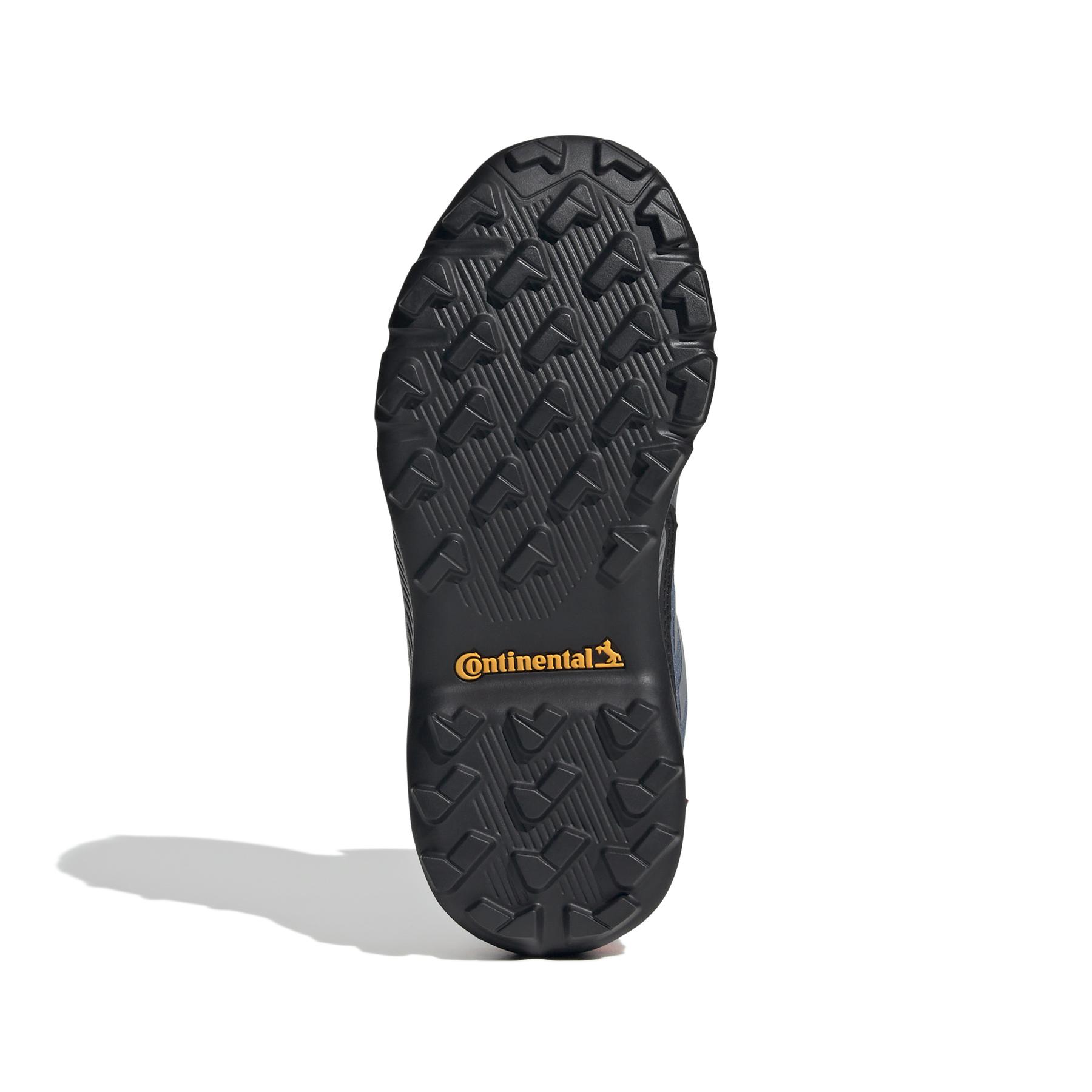 product/a/d/adidas_id0940_4_footwear_photography_bottom_view_white.jpg