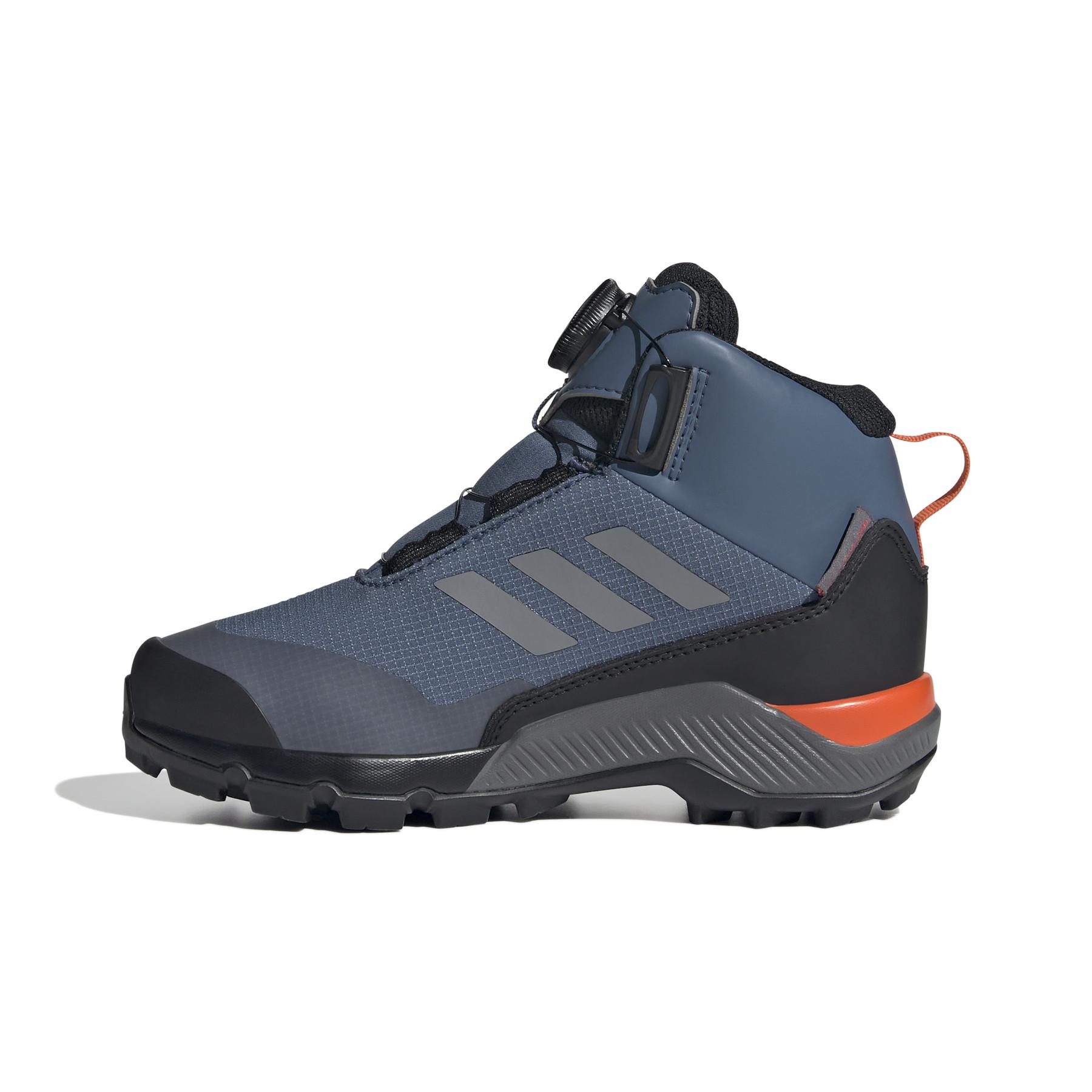 product/a/d/adidas_id0940_5_footwear_photography_side_medial_center_view_white.jpg