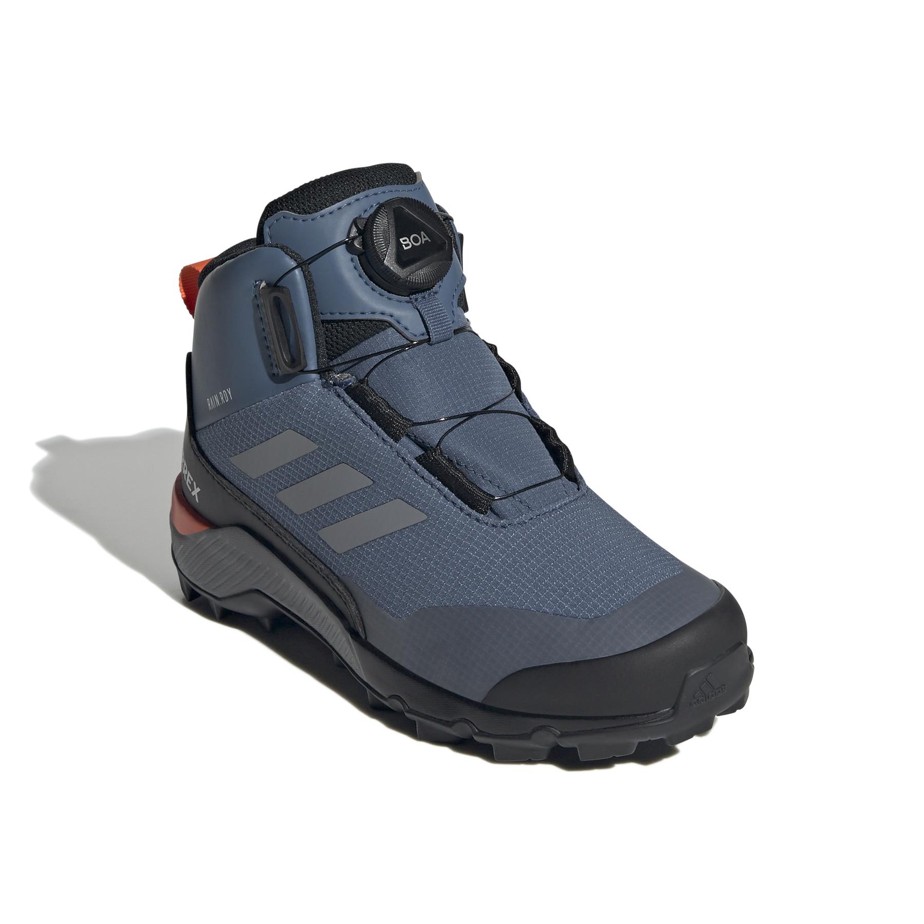 product/a/d/adidas_id0940_6_footwear_photography_front_lateral_top_view_white.jpg