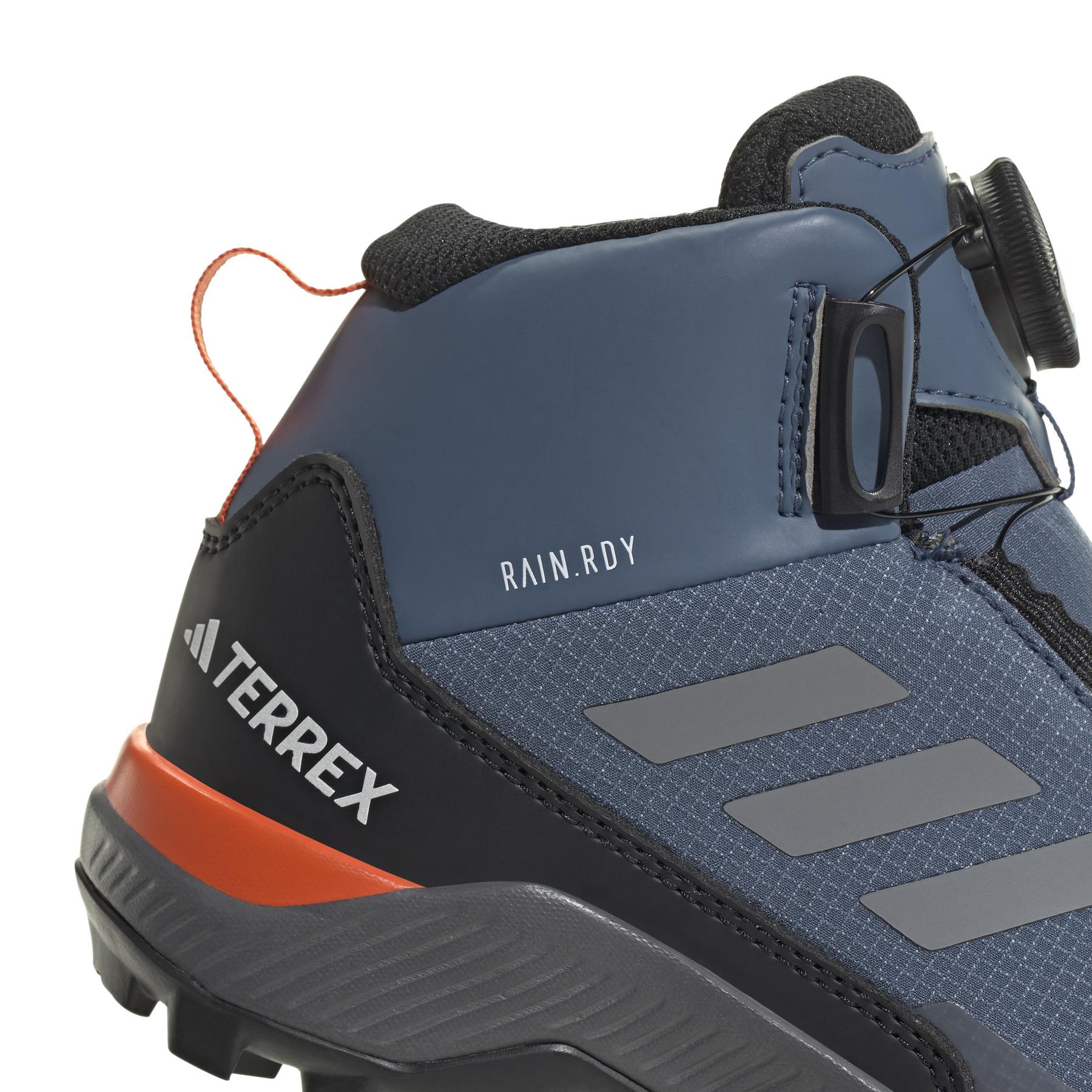 product/a/d/adidas_id0940_8_footwear_photography_detail_view_1_white.jpg