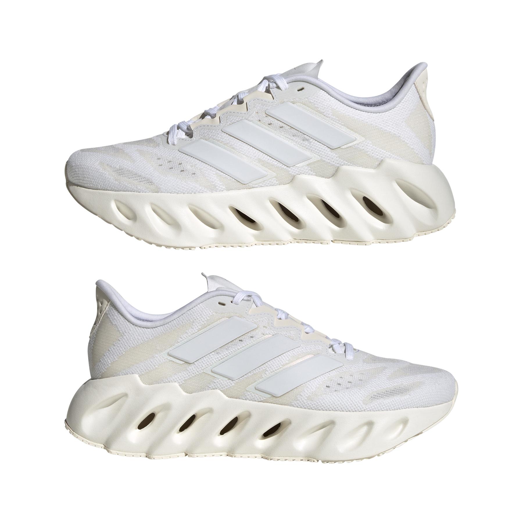 product/a/d/adidas_id1789_10_footwear_photography_mirrored_pair_view_white_bv.jpg