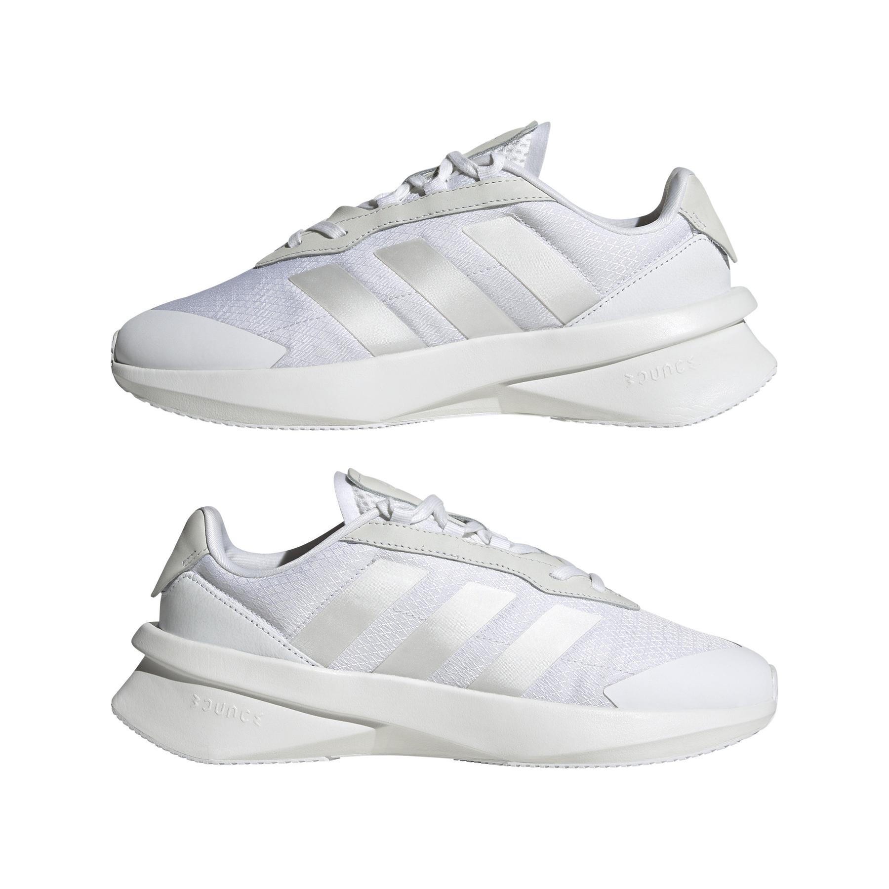 product/a/d/adidas_id2340_10_footwear_photography_mirrored_pair_view_white_bv.jpg