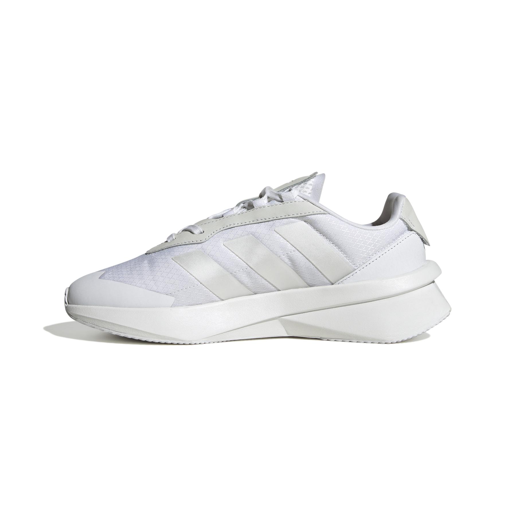 product/a/d/adidas_id2340_5_footwear_photography_side_medial_center_view_white_bv.jpg